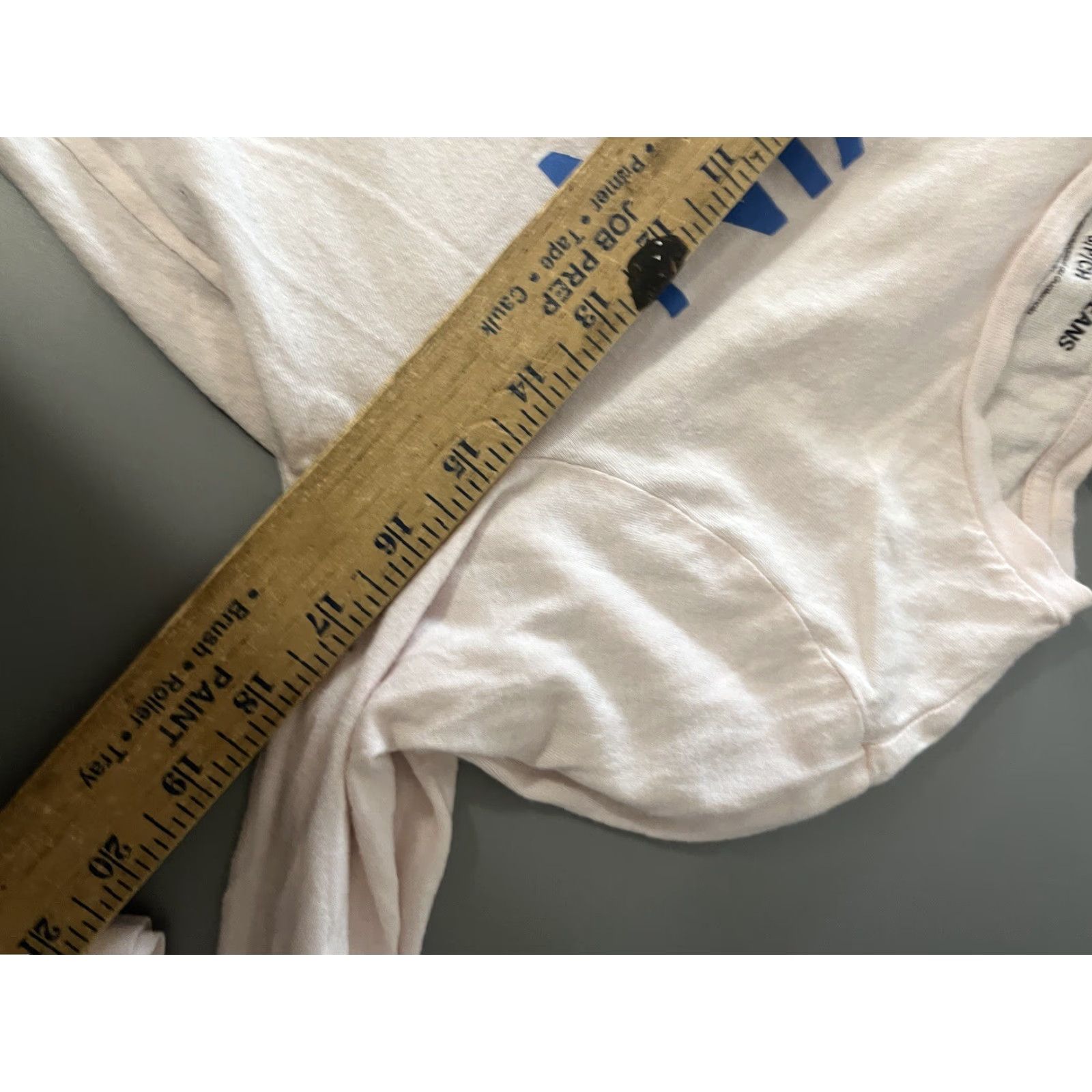 Calvin Klein Calvin Klein T-Shirt Long Sleeve Crewneck Pink Graphic Logo Women Small S Adult Small Pink Calvin Klein Shirt Women S Size S / US 4 / IT 40 - 5 Thumbnail