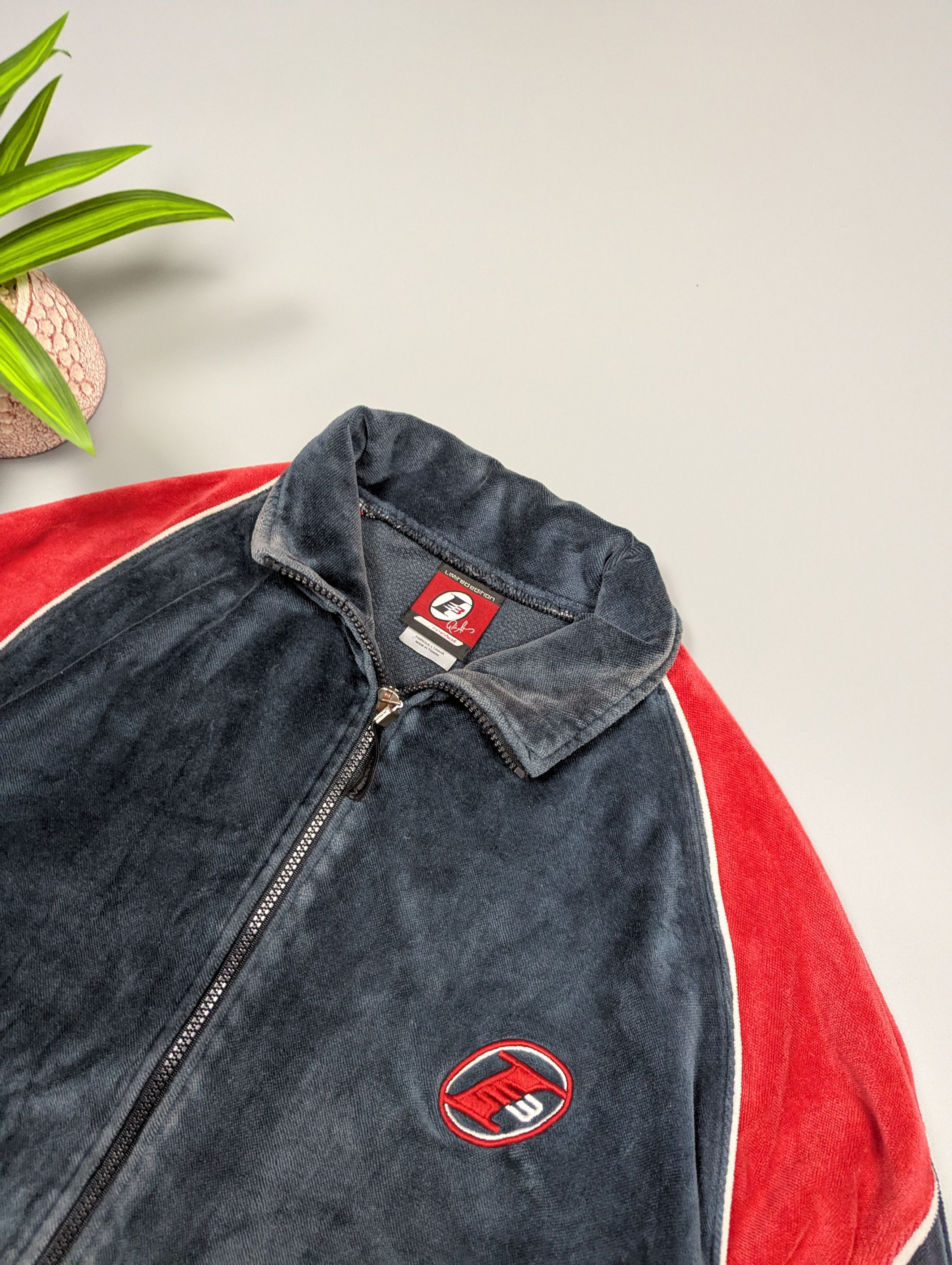 Reebok Vintage Reebok Allen Iverson I3 Velour Track Jacket Size US L / EU 52-54 / 3 - 7 Thumbnail