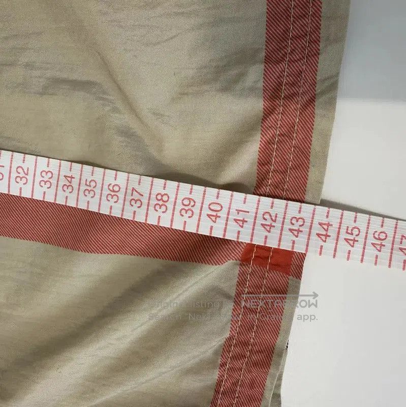 Burberry Burberry Khaki Summer Men's Shorts. Size US 36 / EU 52 - 3 Thumbnail