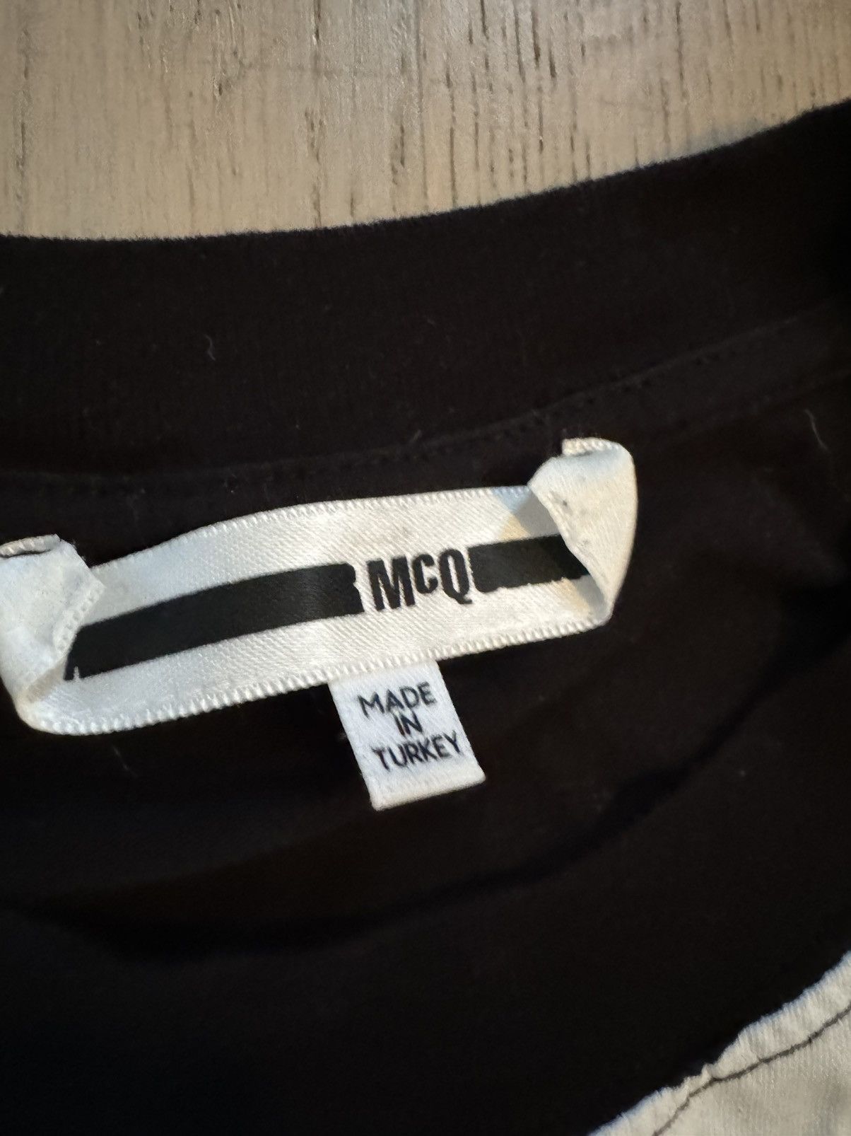 Alexander McQueen ALEXANDER MCQUEEN tshirt SEE sizes IN PHOTOS BY TAPE MEASURE Size US S / EU 44-46 / 1 - 10 Thumbnail