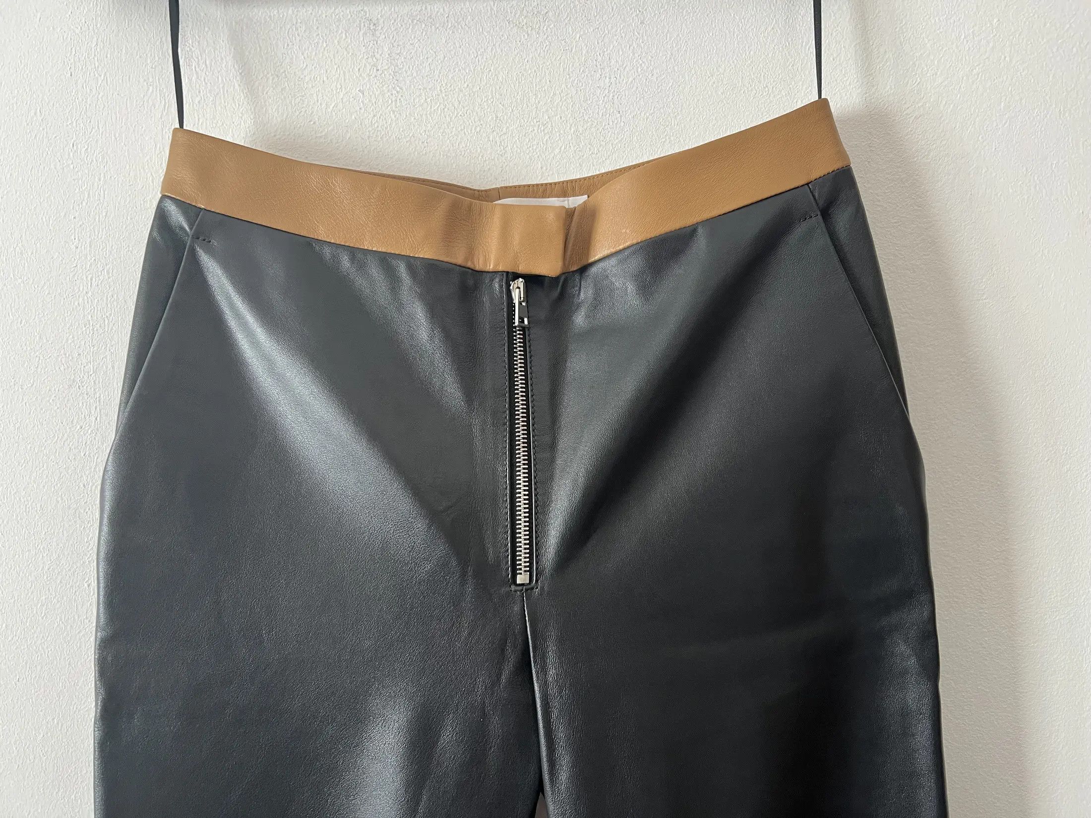 Victoria Beckham Great Fit leather pants Size 27" / US 4 / IT 40 - 6 Thumbnail