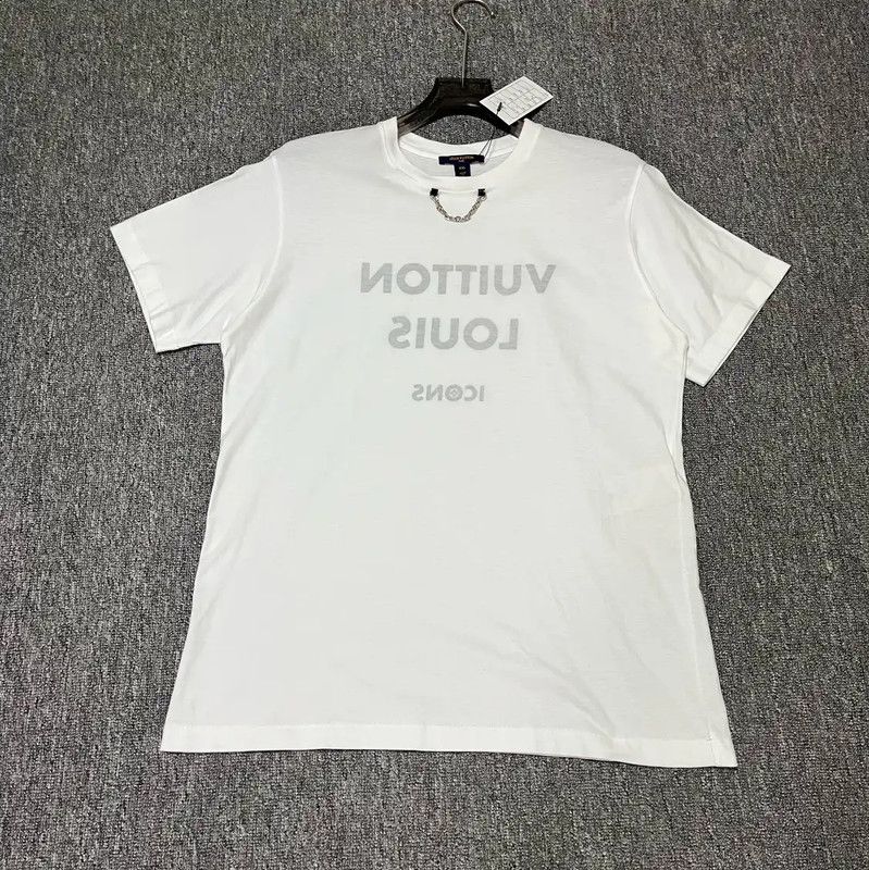 Louis Vuitton Louis Vuitton Spring Autumn White Cotton T-Shirt 0089 Size XXL / US 16-18 / IT 52-54 - 1 Thumbnail