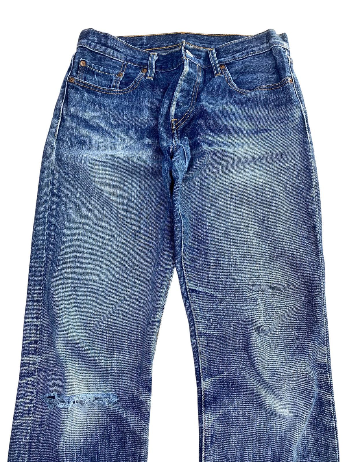 Levi's Levi’s Ripped Acid Blue Wash Style Loose Jeans Size US 30 / EU 46 - 2 Thumbnail