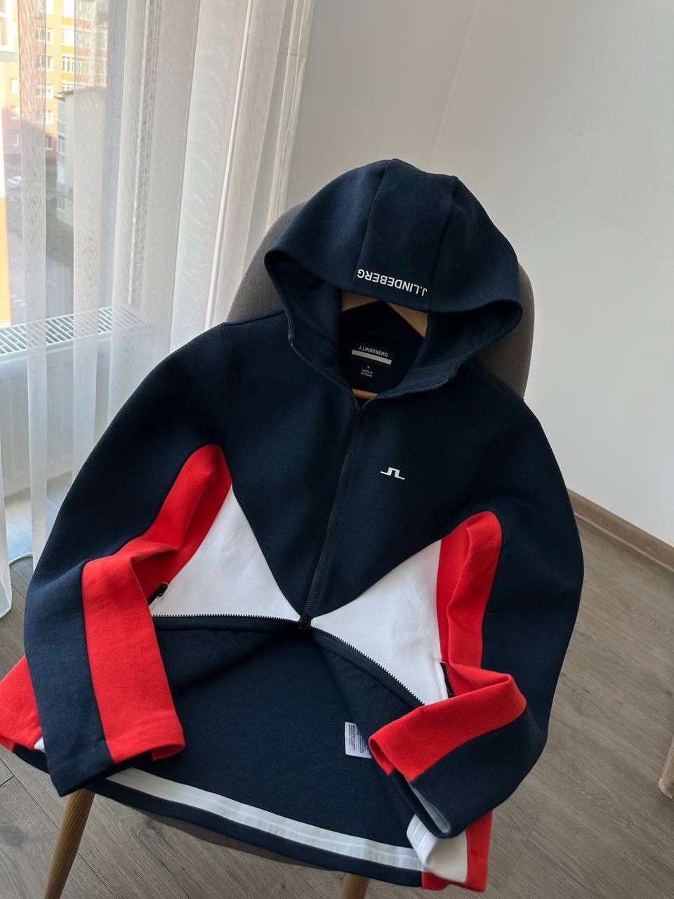 J.Lindeberg × Vintage Vintage J.Lindeberg Full Zip Crystal Hoodie Size M / US 6-8 / IT 42-44 - 13 Thumbnail