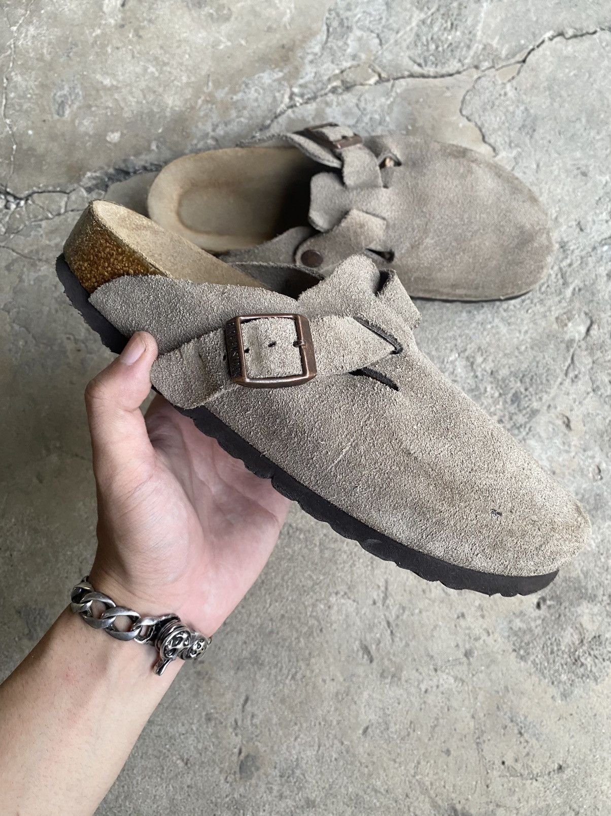 Birkenstock Birkenstock Boston Taupe Suede Soft Footbed Size US 7 / EU 40 - 3 Thumbnail