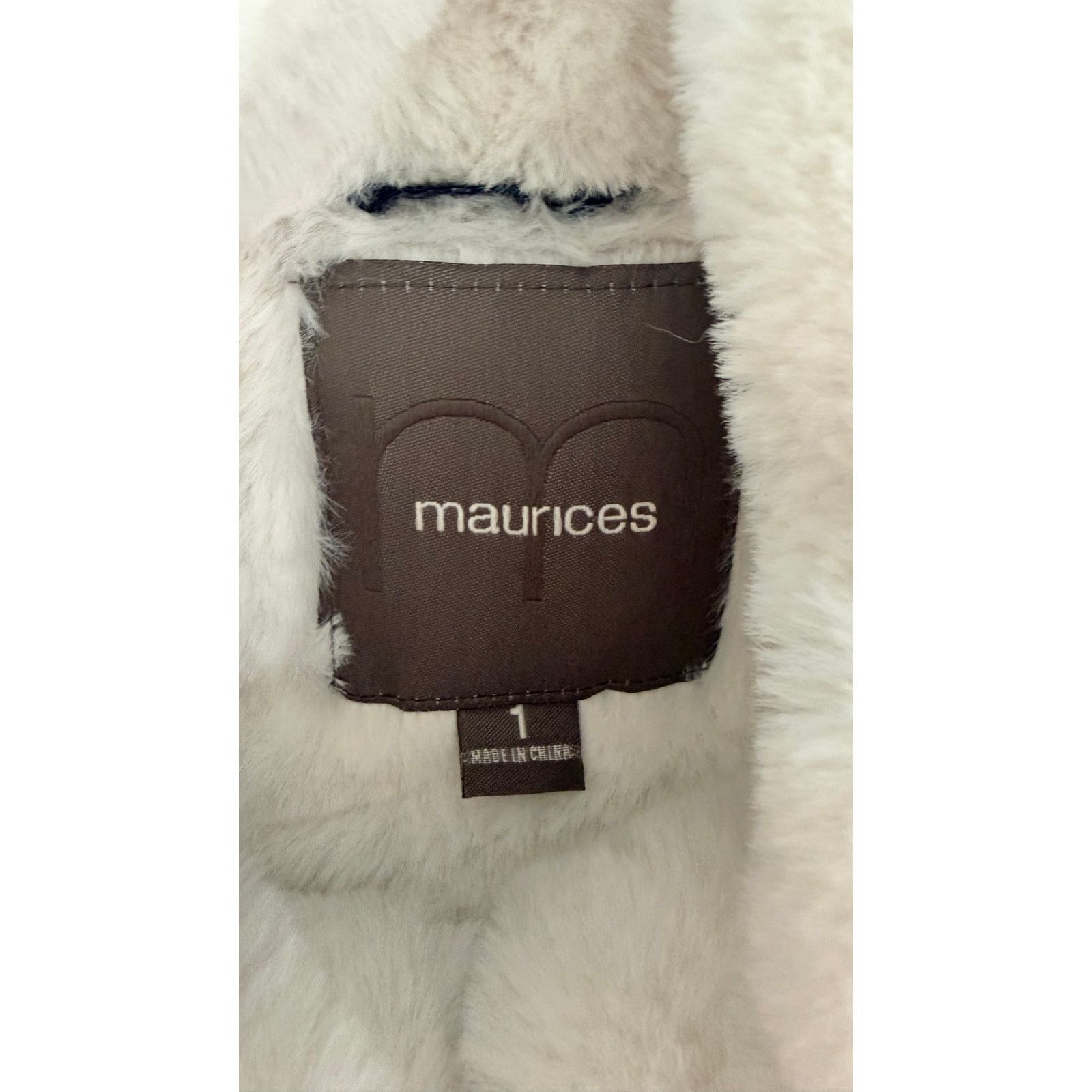 Other Maurice’s Size 1/XL Navy Floral Fur Lined Puffer Vest Size XL / US 12-14 / IT 48-50 - 2 Thumbnail