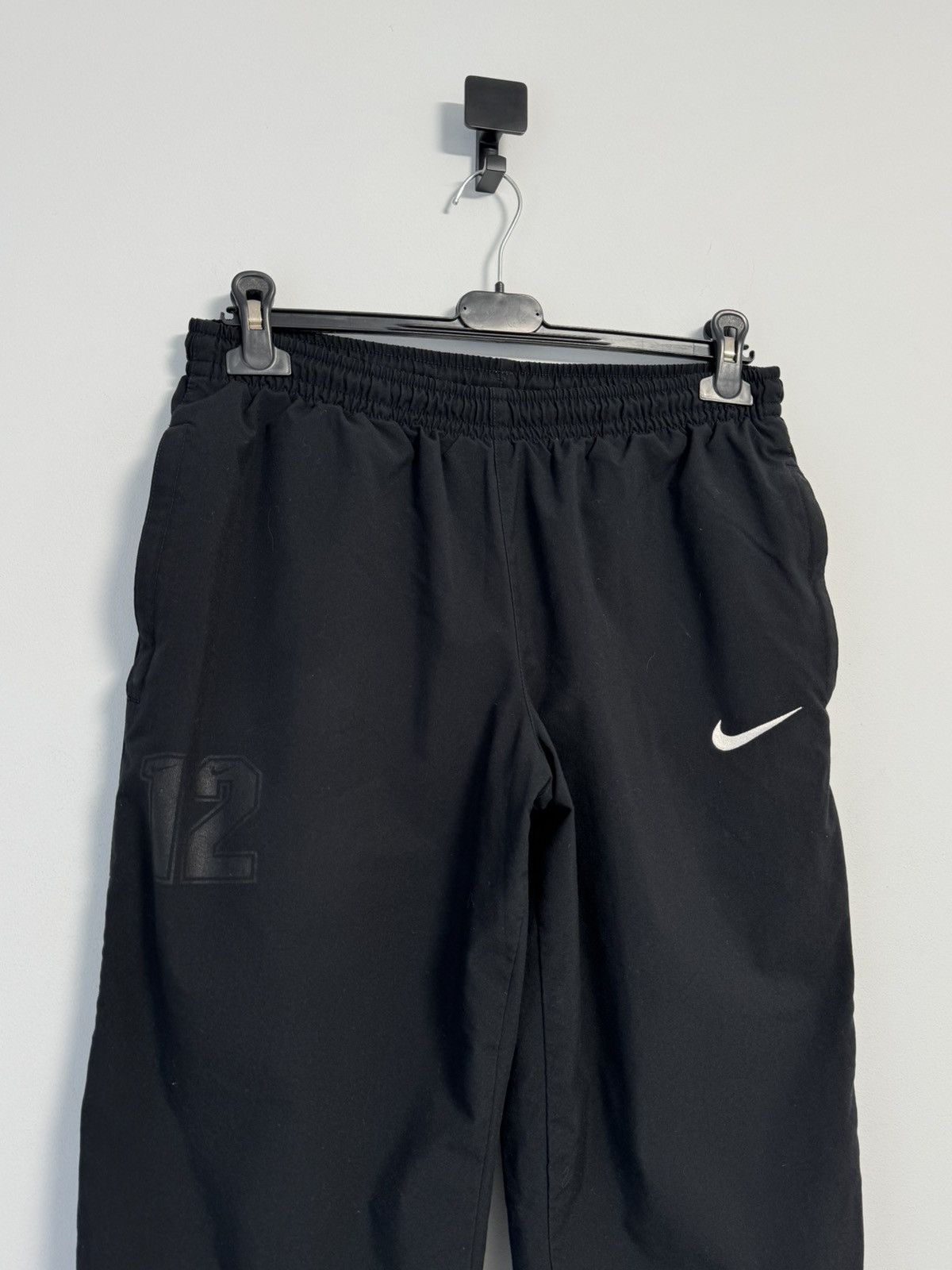 Nike Nike Vintage Y2K style pants Nylon Swoosh Size US 32 / EU 48 - 2 Thumbnail