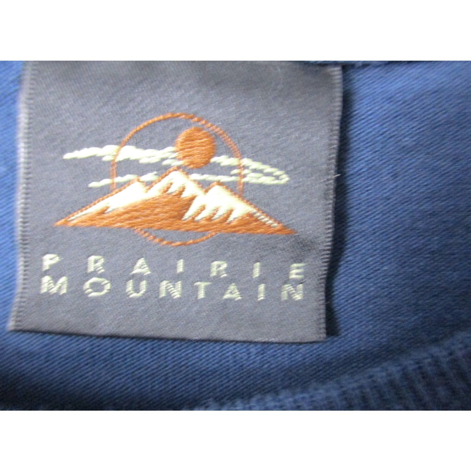 Vintage VINTAGE Prairie Mountain Shirt XL Blue 90s Graphic Tee Men Blue 90s Prairie Mountain Shirt XL Vintage 3c? Size US XL / EU 56 / 4 - 3 Thumbnail