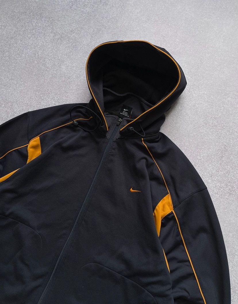 Nike × Vintage Vintage Nike Swoosh Boxy Zip-up Hoodie Y2K M Size US M / EU 48-50 / 2 - 2 Thumbnail