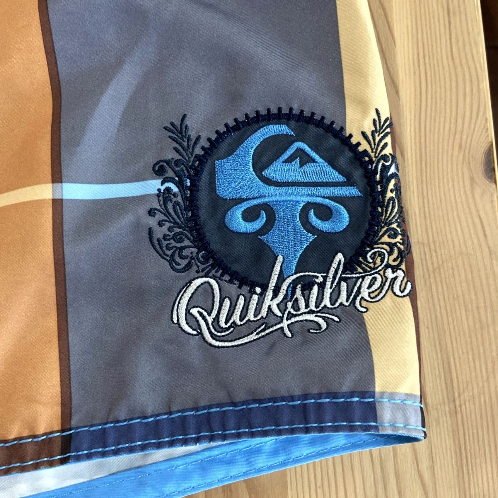 Quiksilver VTG Quiksilver Boardshorts striped Surf Swim Trunks Size 32 Men Multicolor Polyester Beach 90s/Surf Mens Size US 32 / EU 48 - 2 Thumbnail