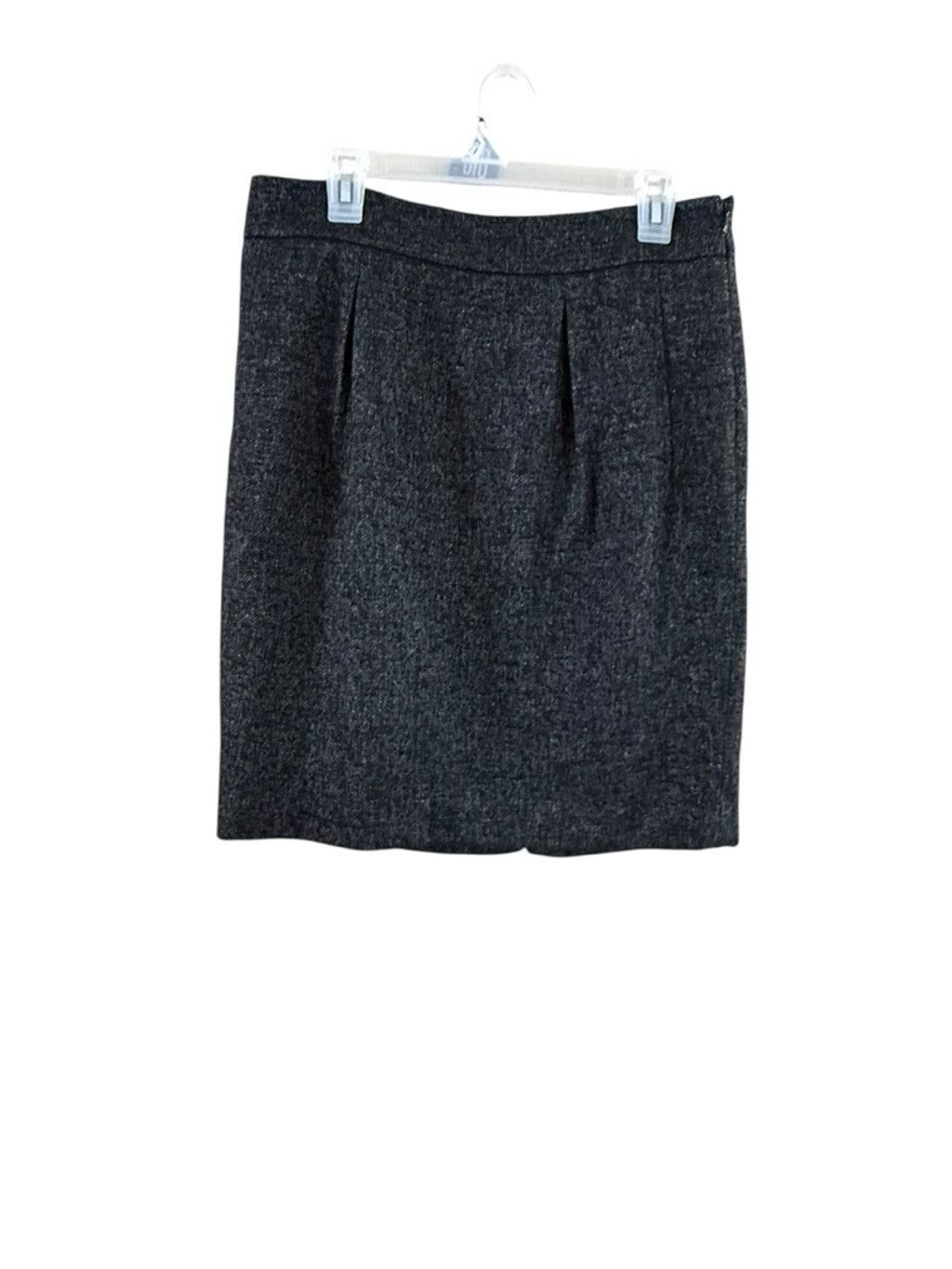 Ann Taylor Women's Ann Taylor Gray & Black Herringbone Skirt Size 12 Size 34" / US 12 / IT 48 - 8 Thumbnail