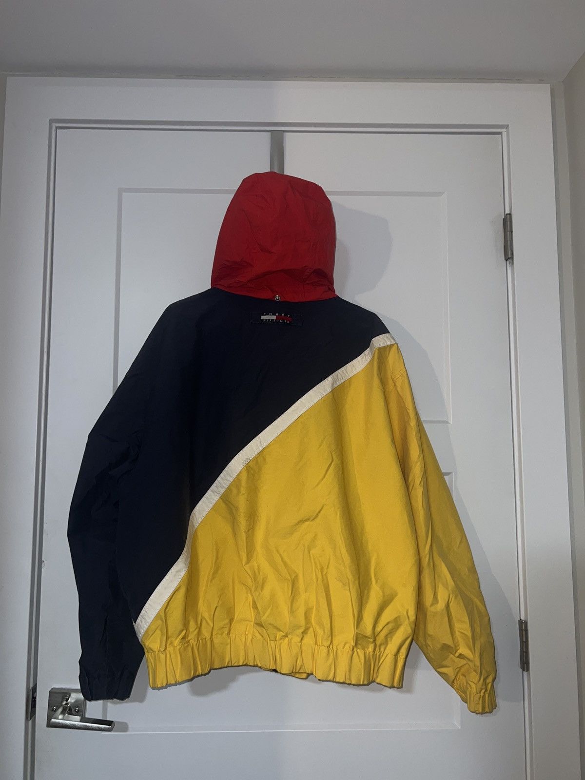 Tommy Hilfiger Vintage Tommy Hilfiger Rain Jacket Size US L / EU 52-54 / 3 - 2 Thumbnail