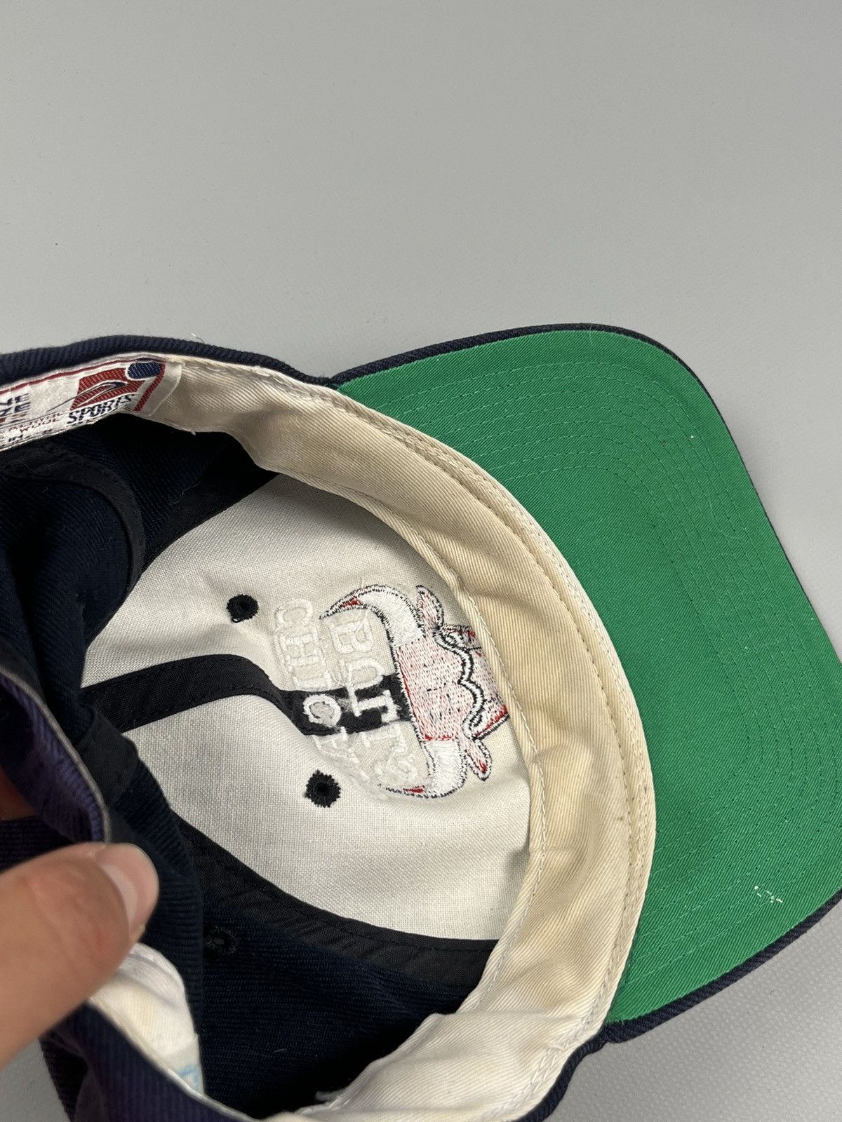NBA × Vintage RARE 90s VINTAGE Chicago Bulls NBA Faded Wool Snapback Cap Size ONE SIZE - 15 Thumbnail