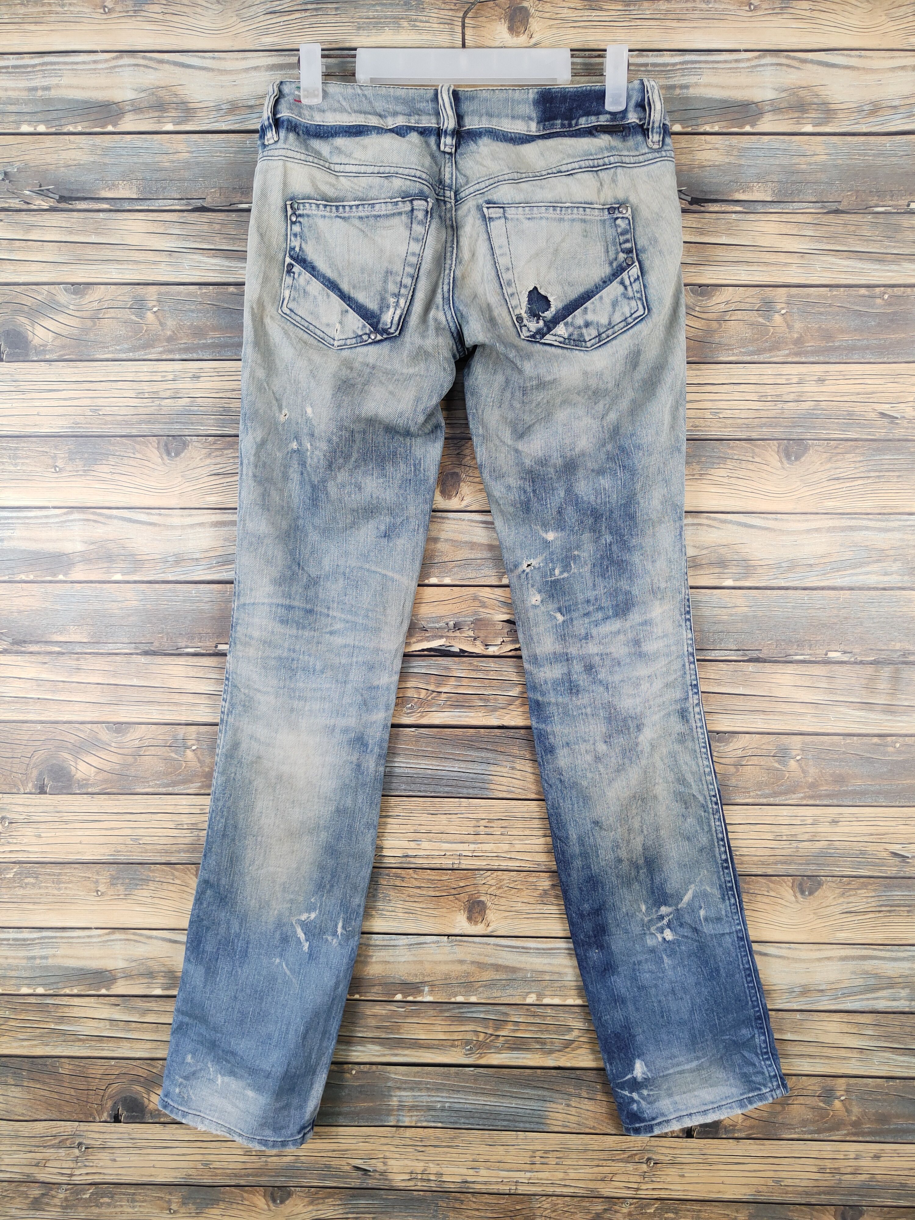 Diesel Diesel Dark Blue Faded Distressed Ripped denim Jeans #W1953 Size US 27 - 8 Thumbnail