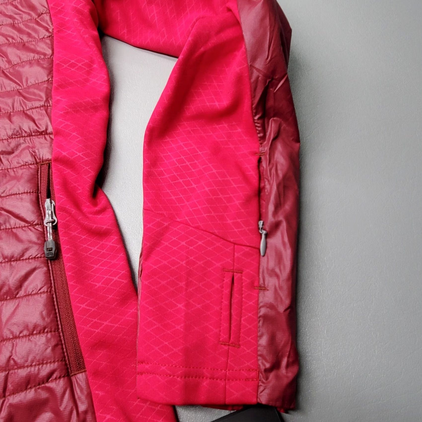 Vintage Cabela's Women's XPG PrimaLoft Nylon Red Puffer Packable Repel Jacket S Womens Jacket Packable, Nylon Red, XPG, Travel, Casual, Workwear, Outdoors Size S / US 4 / IT 40 - 6 Thumbnail