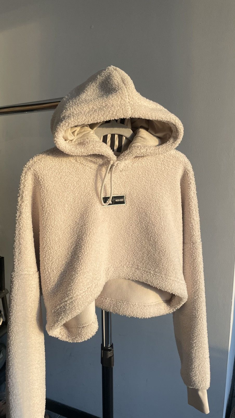Adidas × Grailed × Moon Boot New Hoodie Moon boot adidas crop Size M / US 6-8 / IT 42-44 - 1 Thumbnail