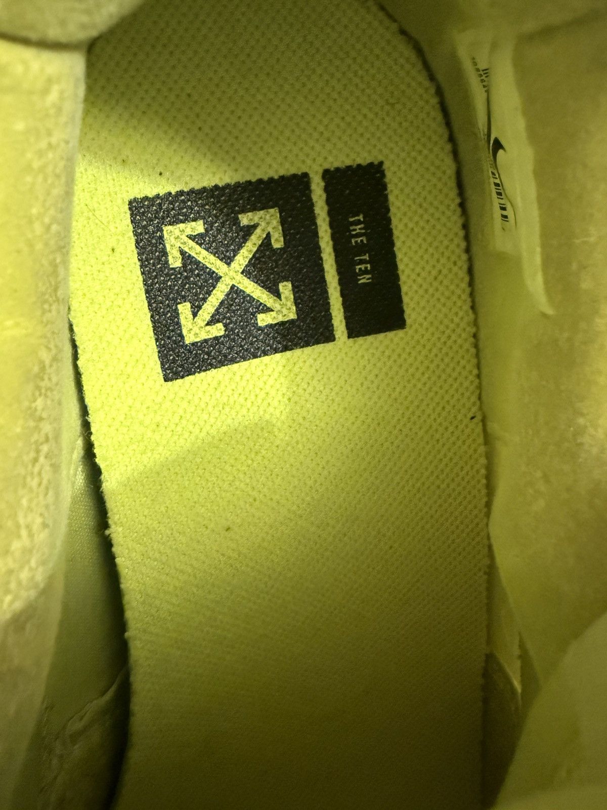 Nike × Off-White Nike off white airforce volt sz 10 Size US 10 / EU 43 - 12 Thumbnail
