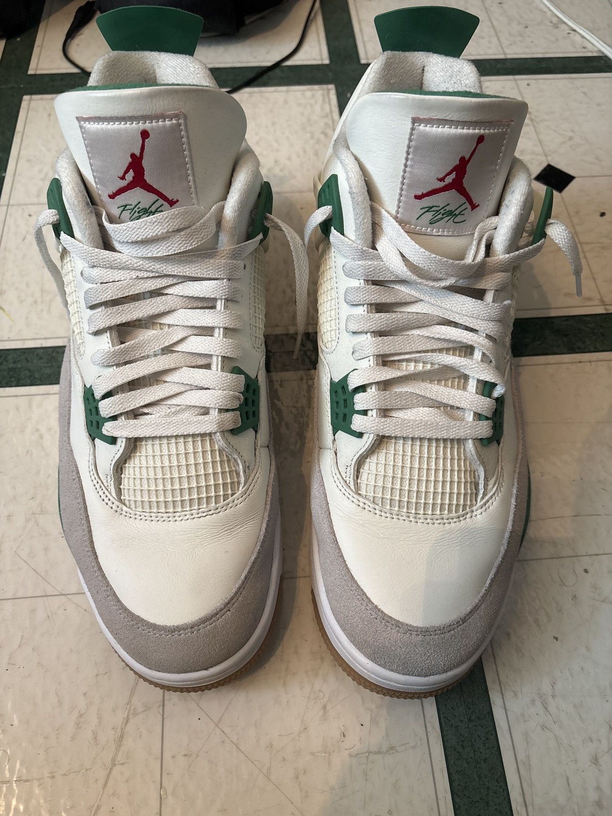 Jordan Brand Jordan 4 SB Pine Green Size US 15 / EU 48 - 3 Thumbnail