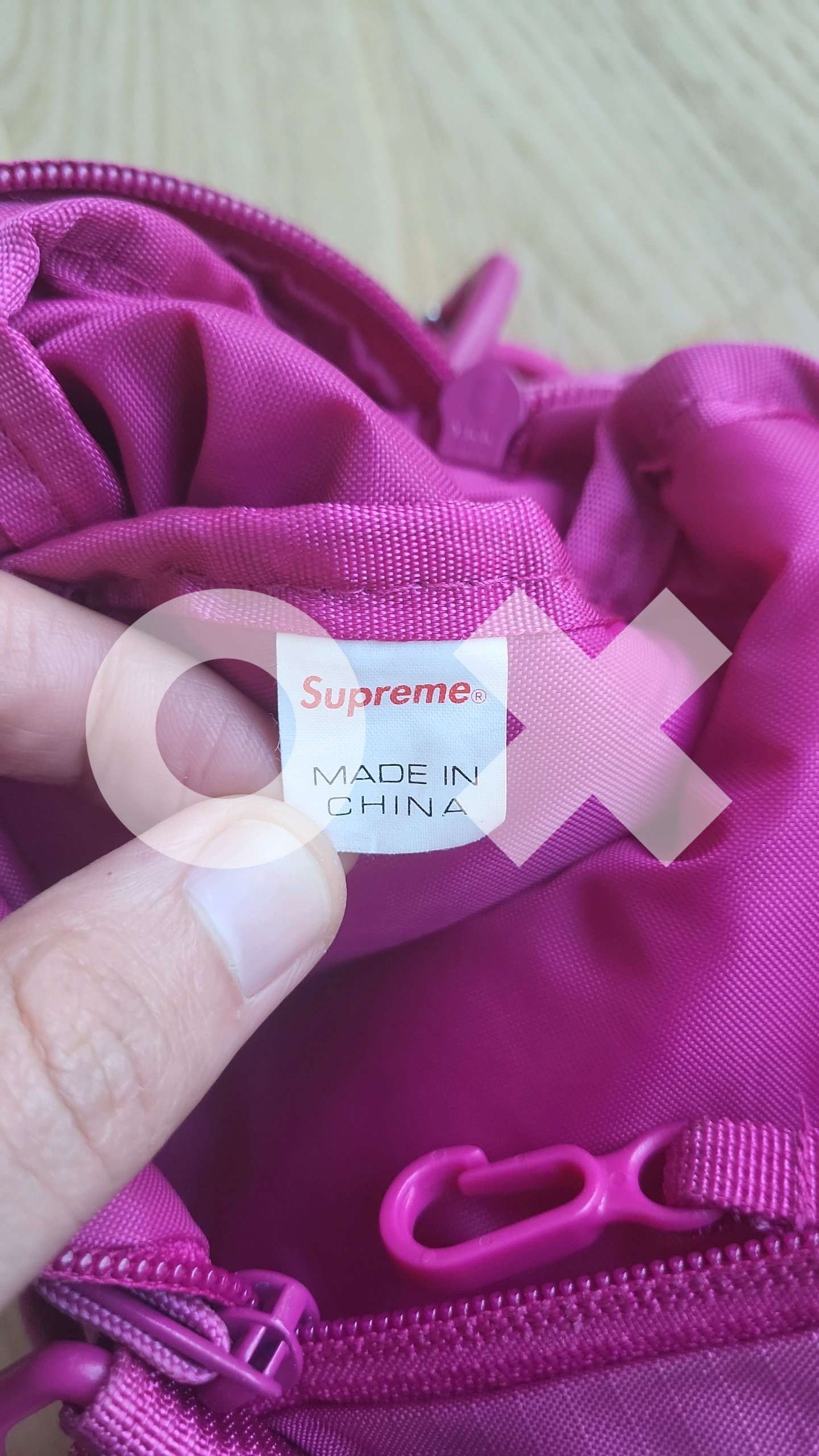 Supreme Supreme Small Shoulder Bag (SS17) - Magenta - Used Size ONE SIZE - 4 Thumbnail