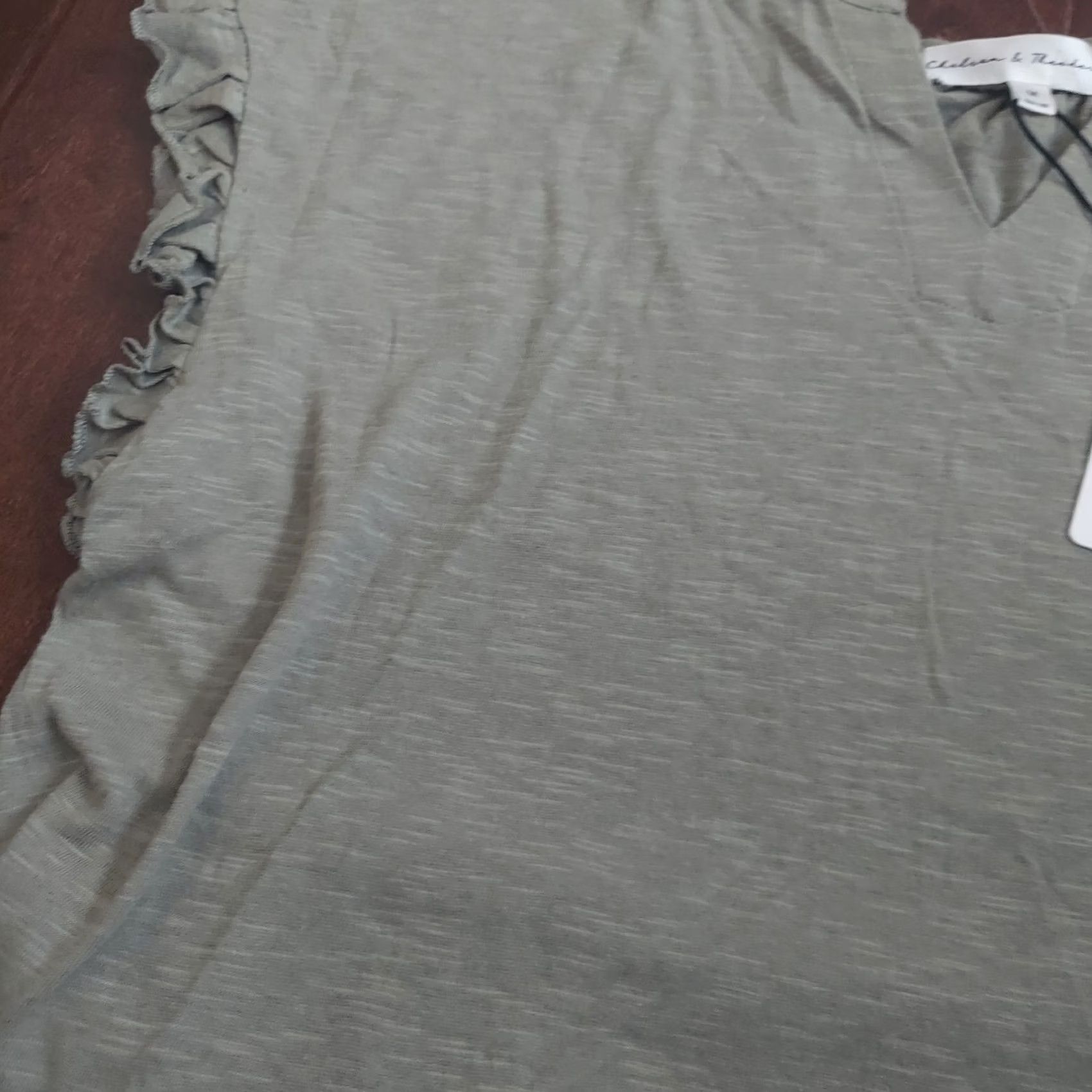 Olive Chelsea & Theodore Women's Blouse Short Sleeve V-Neck Light Olive Green M NWT MSRP 48 Size M / US 6-8 / IT 42-44 - 5 Thumbnail