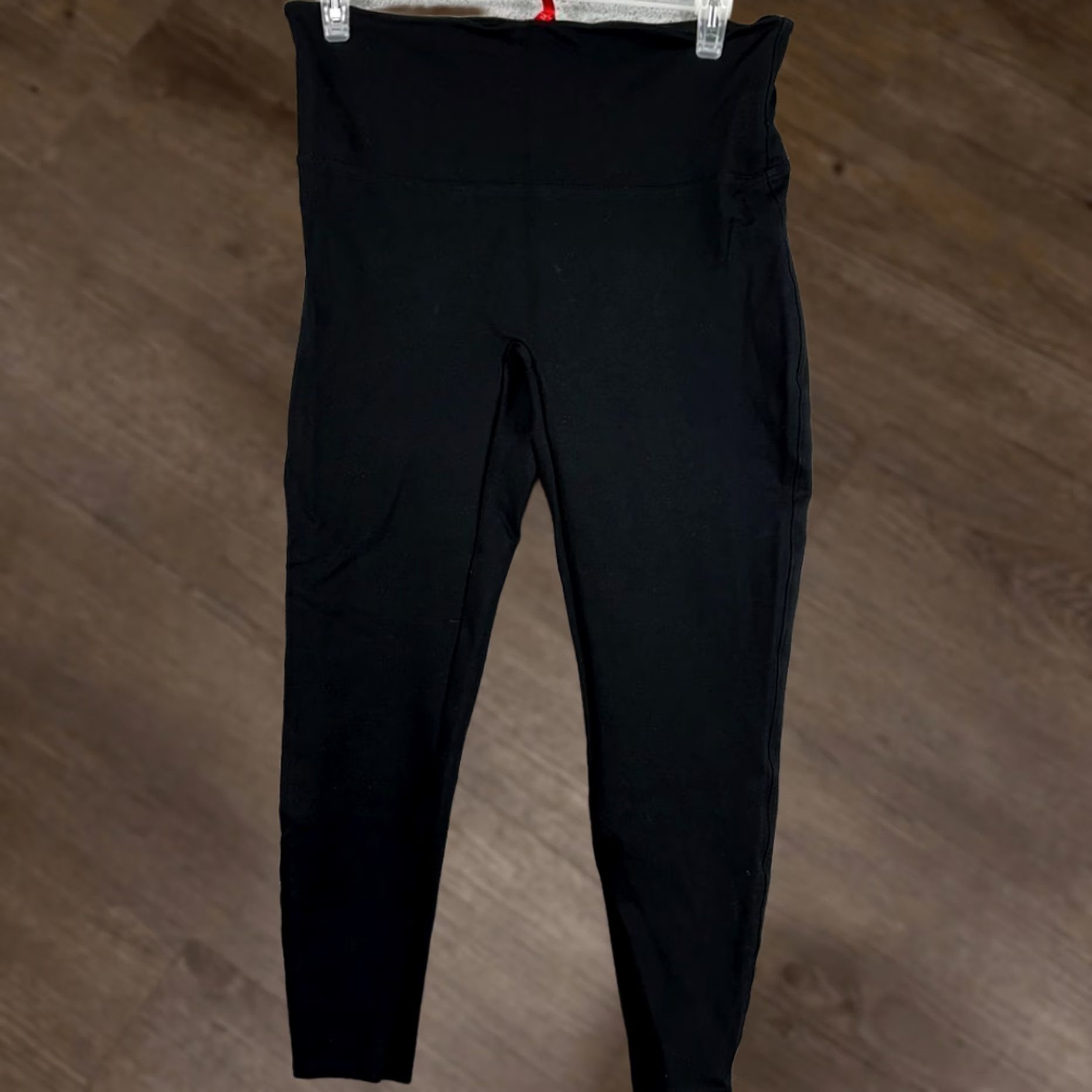 Spanx Spanx Cropped Leggings Womens 1X Plus Black Pull On Skinny Stretch Activewear Size 40" / US 18 - 1 Thumbnail