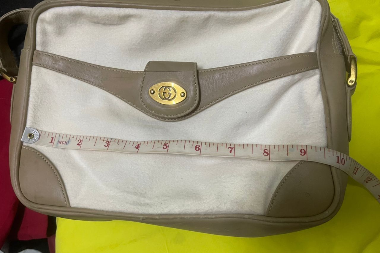Gucci Vintage Gucci Sling Bag Size ONE SIZE - 19 Thumbnail