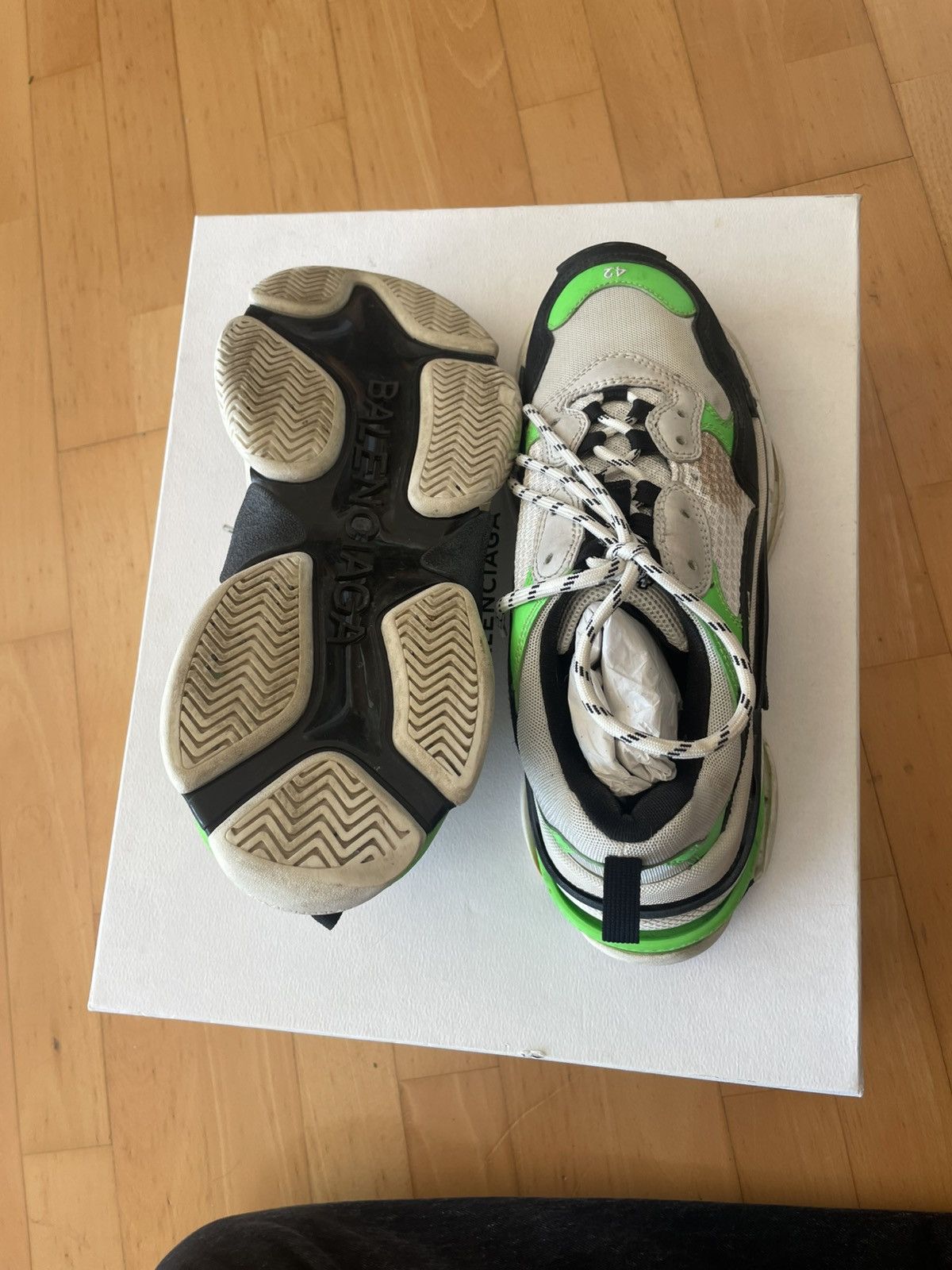 Balenciaga BALENCIAGA TRIPLE S "Mr Porter" Size US 9 / EU 42 - 6 Thumbnail