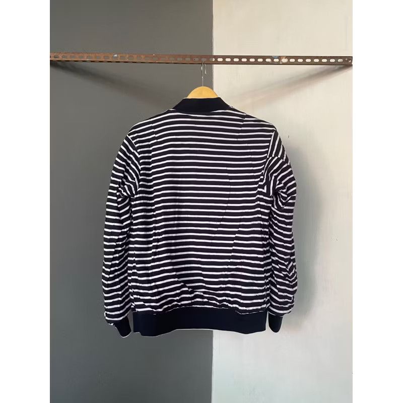 Issey Miyake Reversible Issey Miyake big font logi Size US M / EU 48-50 / 2 - 8 Thumbnail