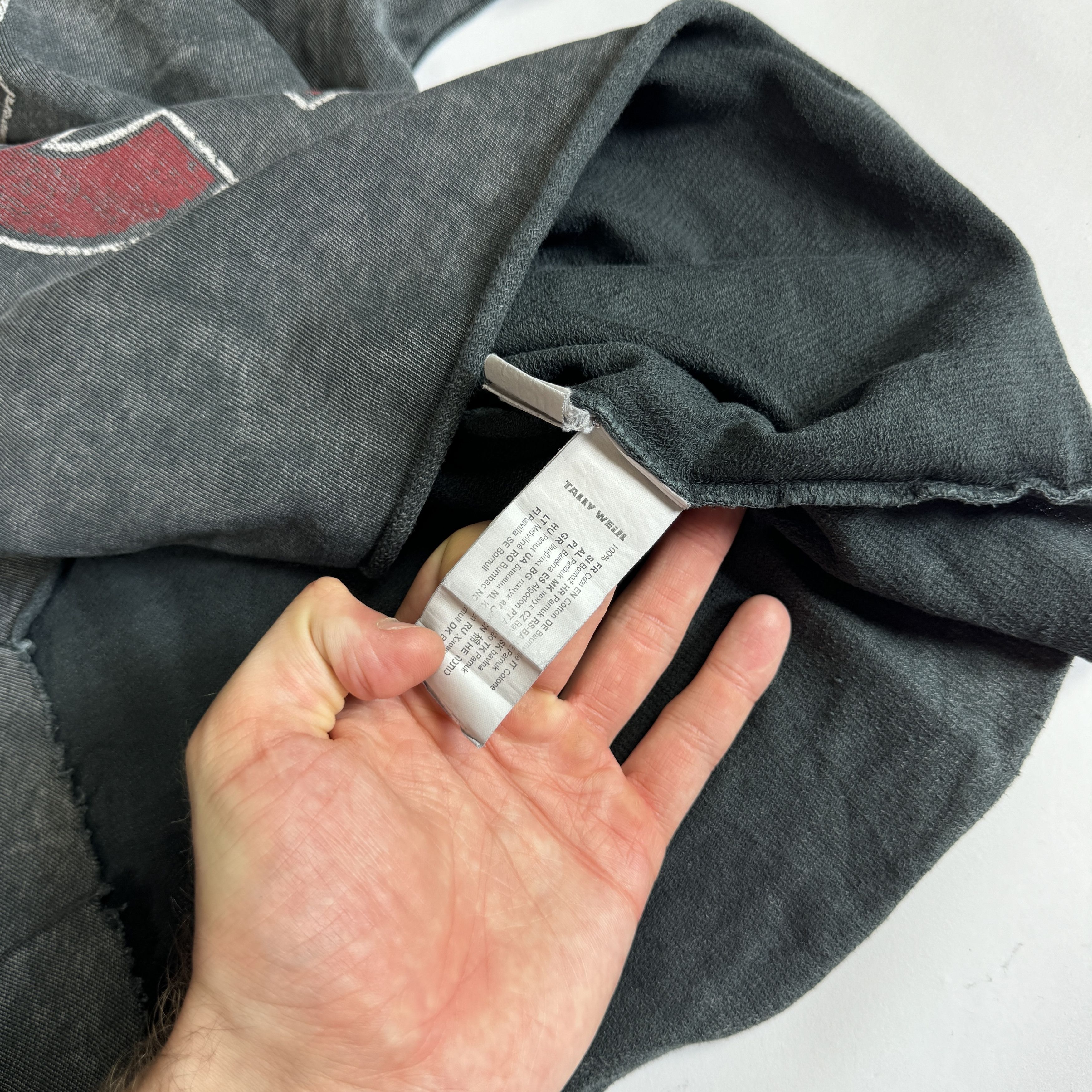 Vintage Miss Me Yet? distressed washed cropped hoodie boxy 90s Size US M / EU 48-50 / 2 - 4 Thumbnail