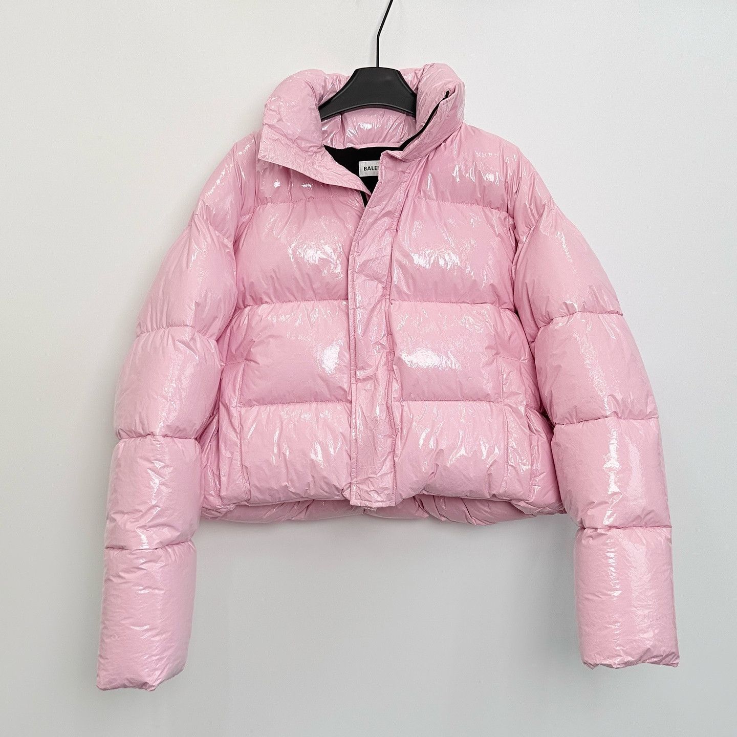 Balenciaga Balenciaga Pink Glossy Puffer Jacket Size 36 Size XS / US 0-2 / IT 36-38 - 1 Thumbnail
