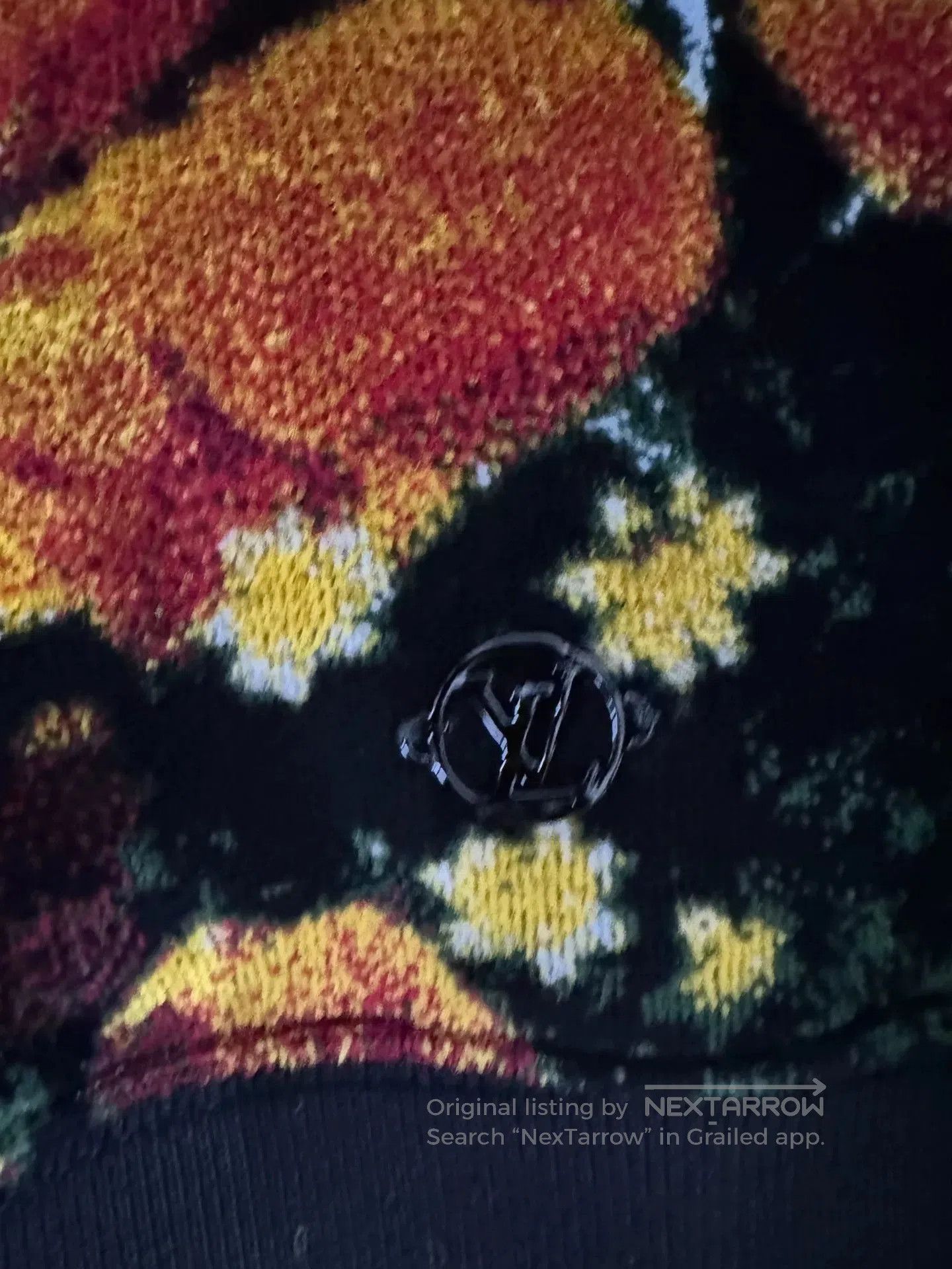Louis Vuitton Louis Vuitton Floral Print Hoodie FW21. Size US S / EU 44-46 / 1 - 4 Thumbnail