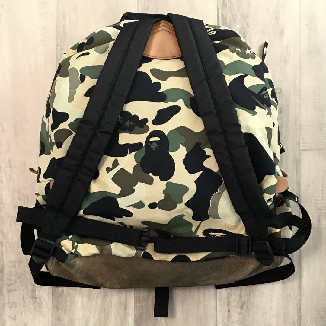 Bape × Kaws × Nigo KAWS BAPE Bendy 1st camo yellow Backpack a bathing ape NIGO Size ONE SIZE - 2 Thumbnail