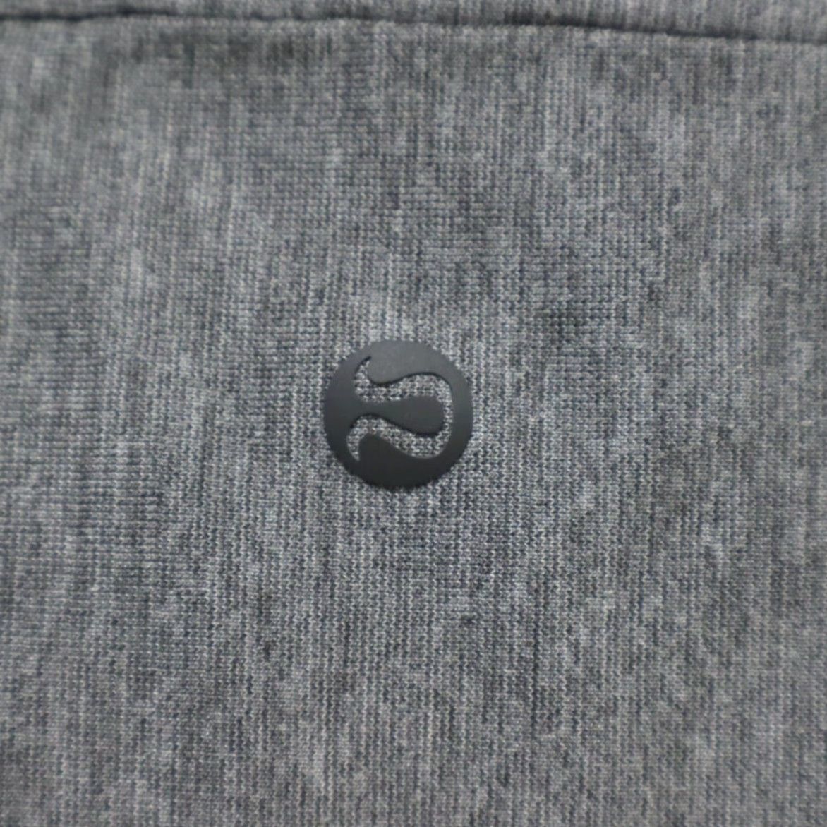 Lululemon Lululemon Evolution Nylon Heather Polo Shirt Gray Men's L Size US L / EU 52-54 / 3 - 7 Thumbnail