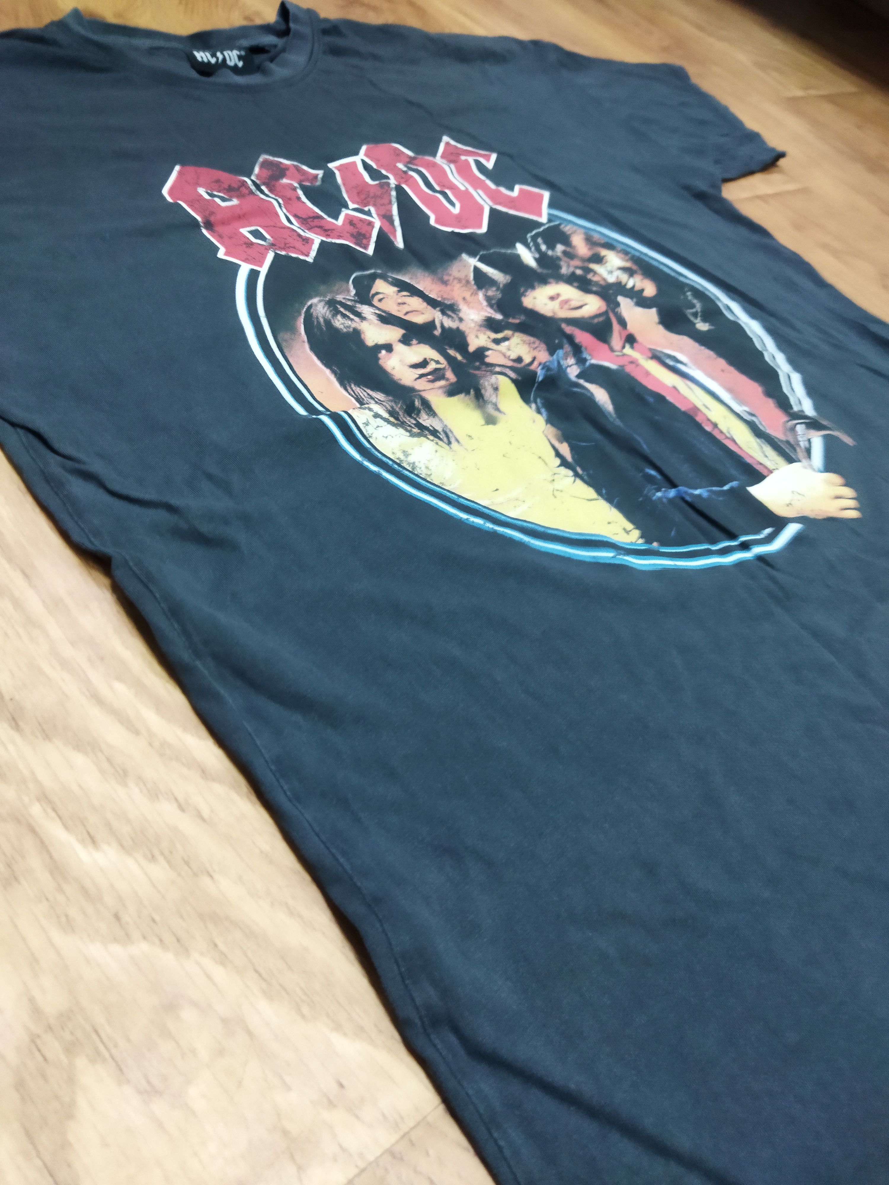 AC/DC × Vintage Vintage Ac Dc Highway To Hell T Shirt Big Logo Band Rock Size US L / EU 52-54 / 3 - 15 Thumbnail