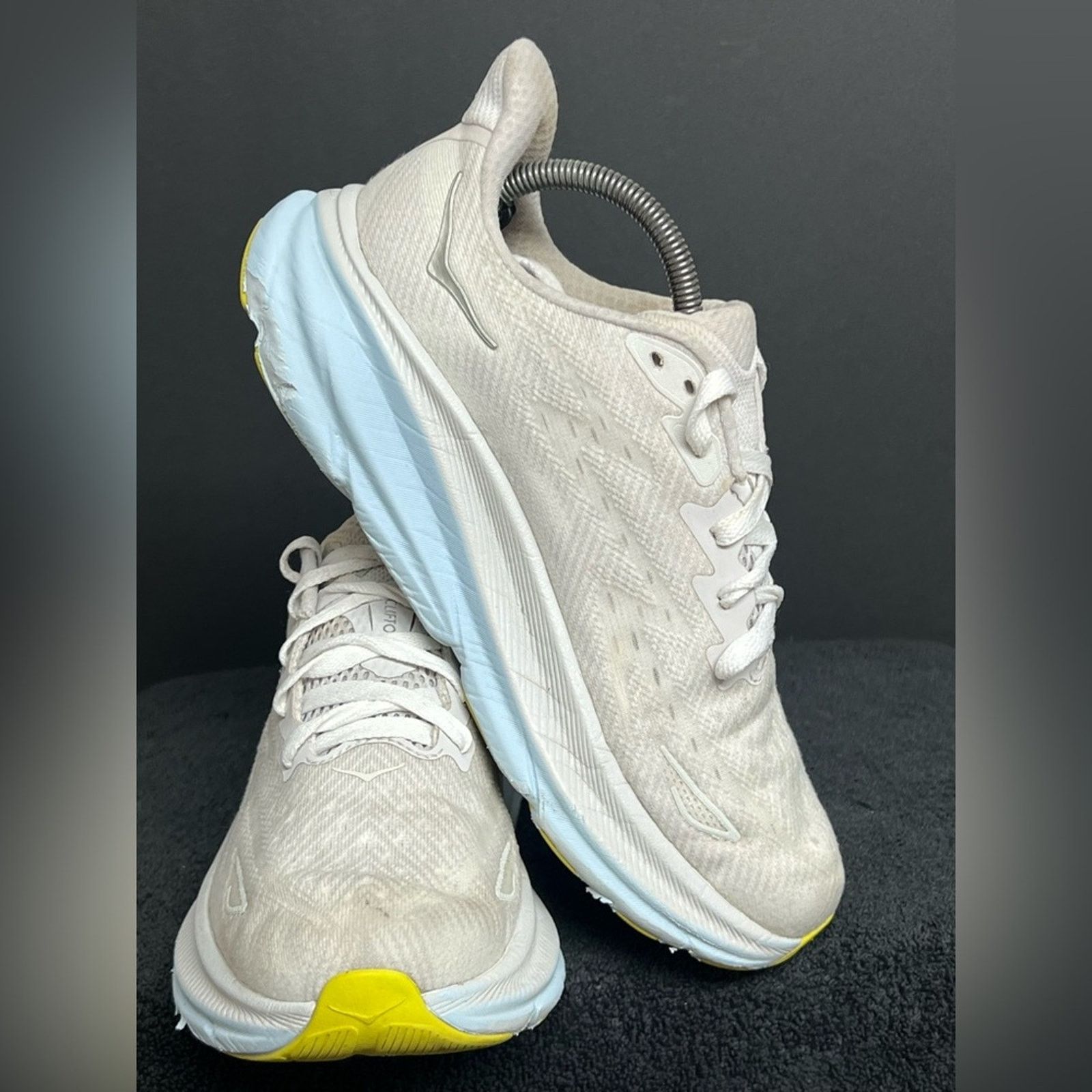 Hoka Hoka One One Womens Clifton 9 Running Shoes Sneakers 9.5 B Size US 9.5 / IT 39.5 - 2 Thumbnail