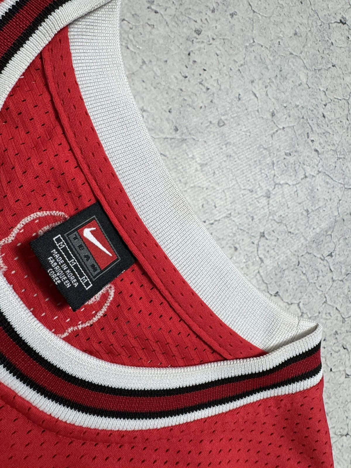Nike Nike Air Jordan #23 Chicago Bulls Vintage Jersey Shirt NBA Size US M / EU 48-50 / 2 - 9 Thumbnail
