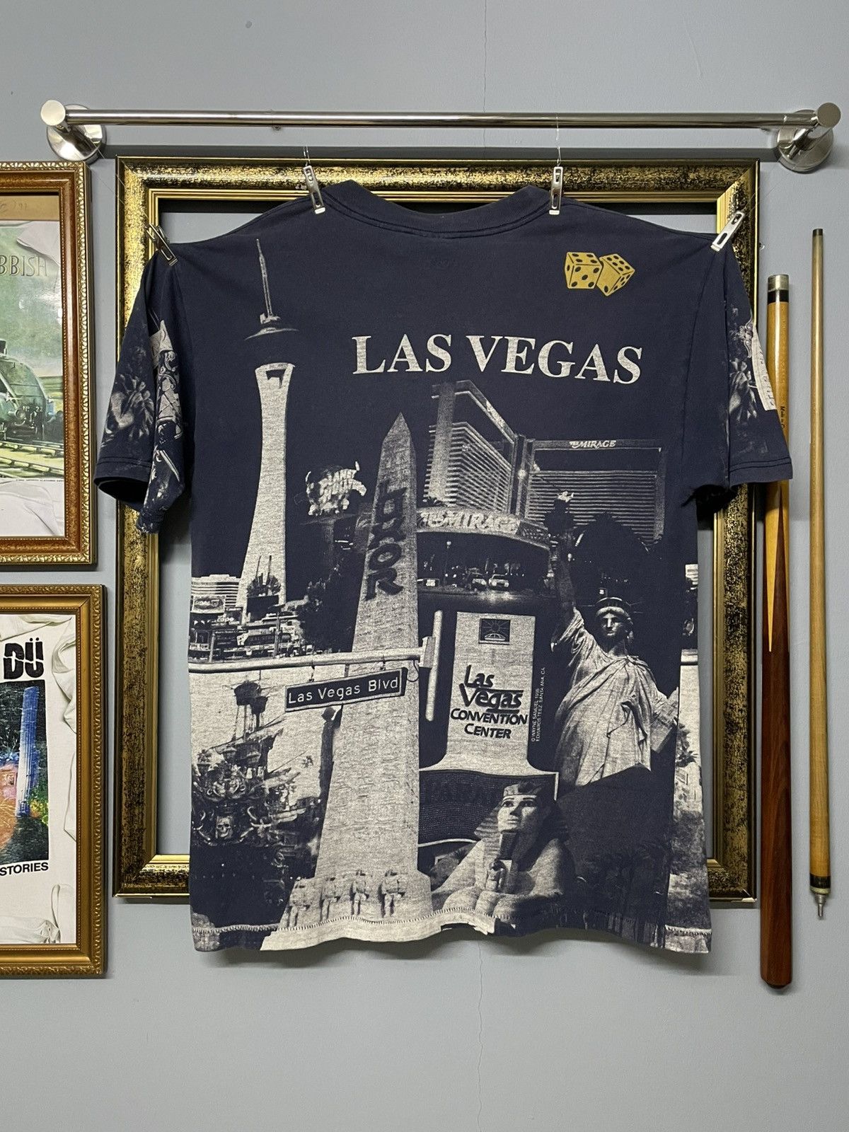 Vintage Rare Vintage 1998 Edwards Teez Iconic Las Vegas OVP Graphic Size US L / EU 52-54 / 3 - 10 Thumbnail