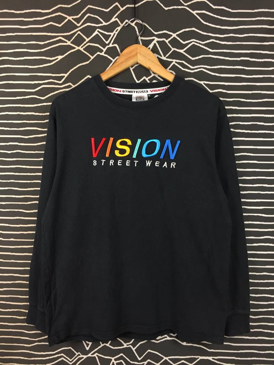 Vision Streetwear Vision Street Wear Embroidered Logo Long Sleeve Tee Size M Size US M / EU 48-50 / 2 - 1 Thumbnail