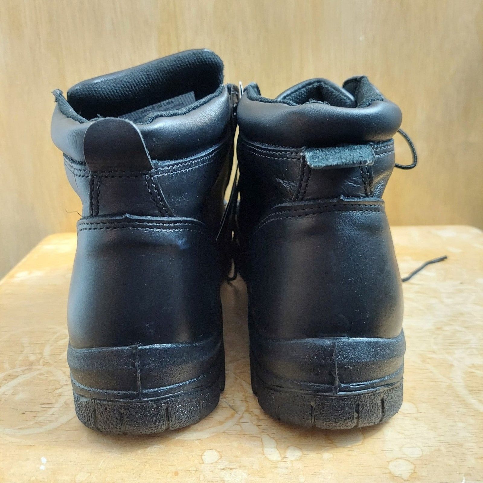 Thorogood Thorogood Men's US 14 Black Leather Chukka Ankle Boots NWT Size US 14 / EU 47 - 3 Thumbnail