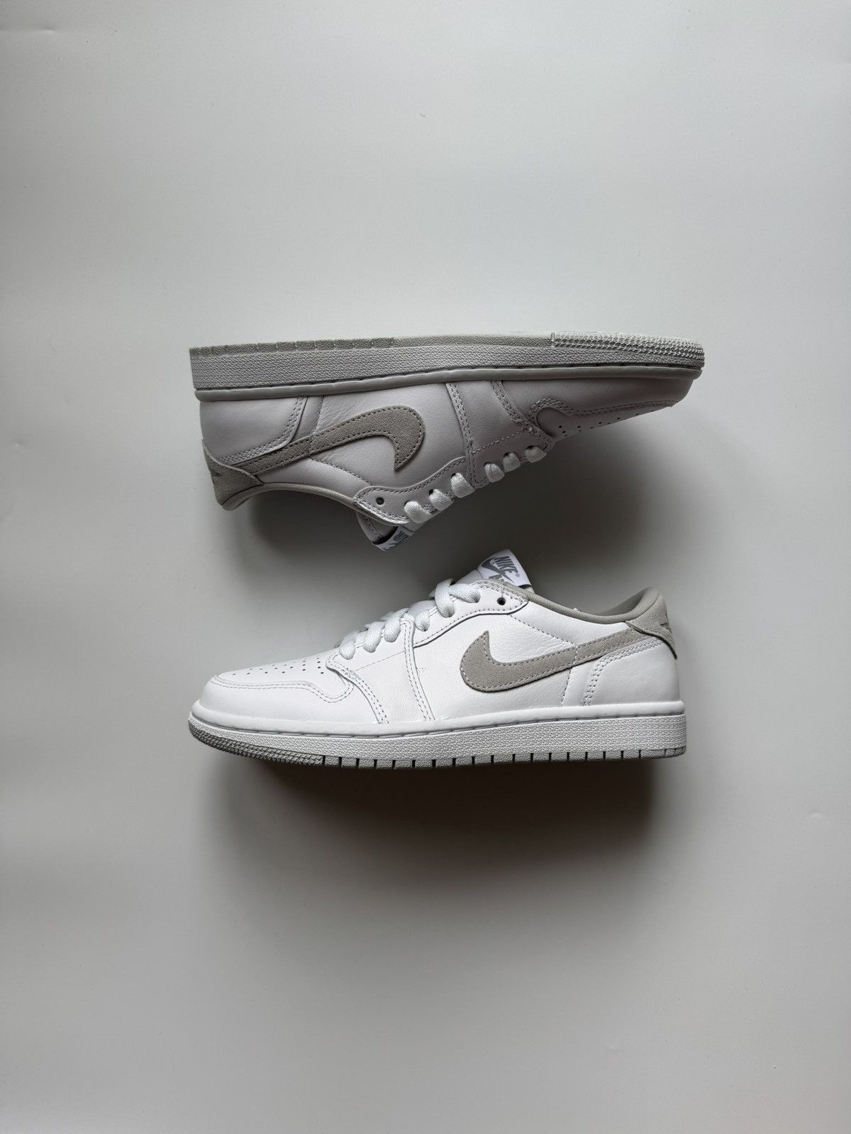 Jordan Brand Jordan 1 Low OG Neutral Grey (2021) Size US 7 / IT 37 - 2 Thumbnail
