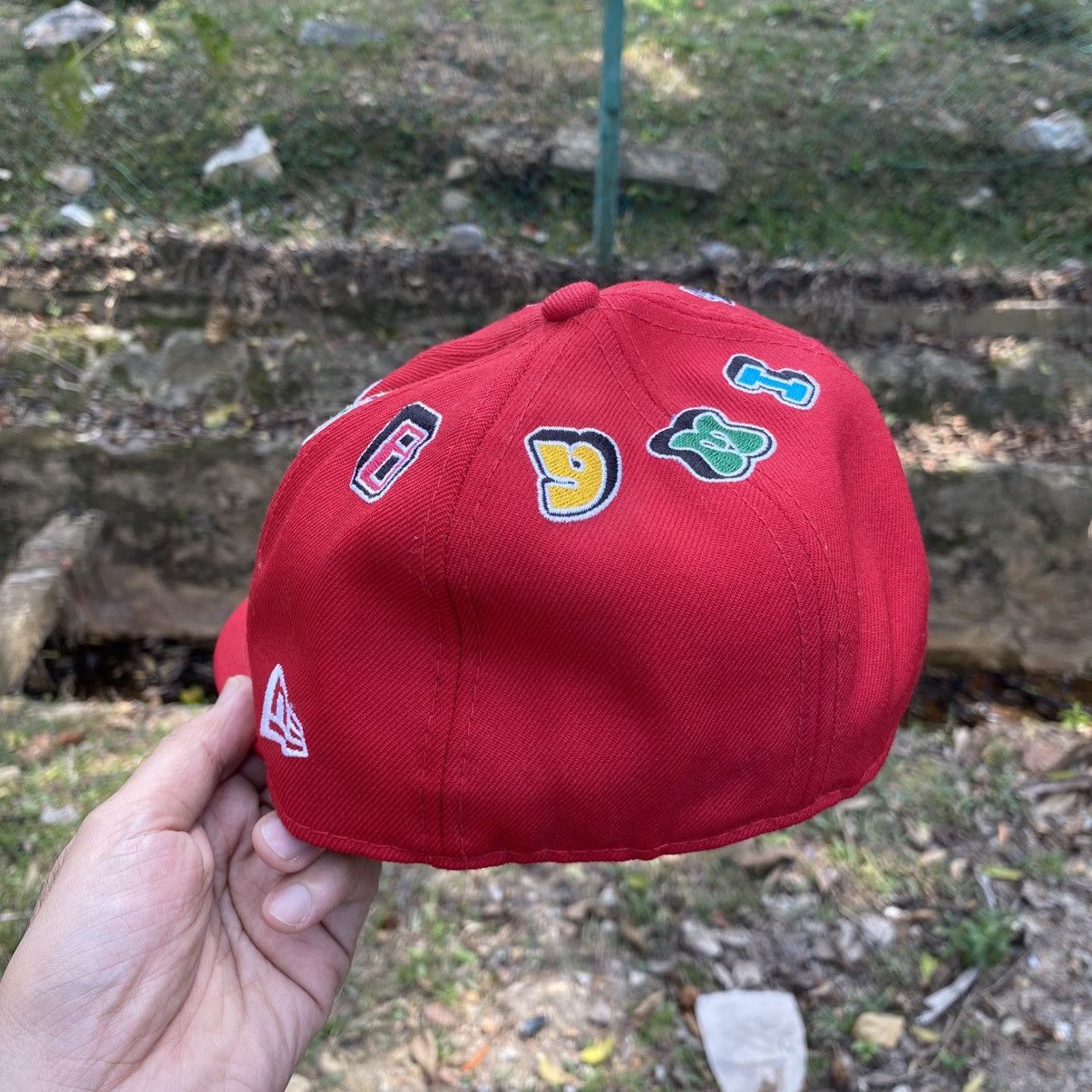 Bape × MLB × New Era BAPE x New Era 59FIFTY Kids Red Full Patch Fitted Cap Size ONE SIZE - 2 Thumbnail