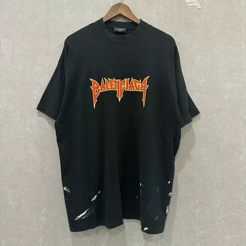 Balenciaga Balenciaga Rock Printed Fire Destruction Letter Logo Short Size US S / EU 44-46 / 1 - 1 Thumbnail