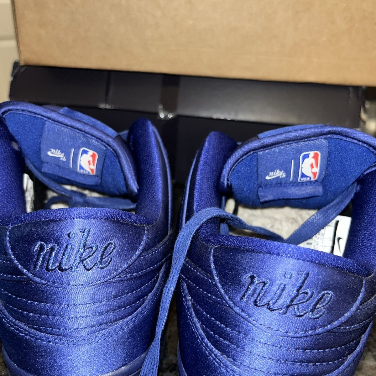 Nike SB NBA SB Dunk low Deep Royal Blue Size 9 Excellent Condition Size US 9 / EU 42 - 4 Thumbnail