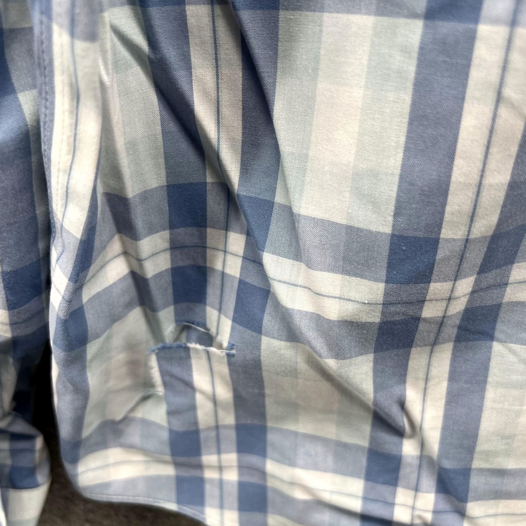 UNTUCKit UNTUCKit Shirt Men M Medium Blue Check Plaid Button Down Cotton Regular Long Sleeve Wrinkle Free Vintage? No Size US M / EU 48-50 / 2 - 3 Thumbnail
