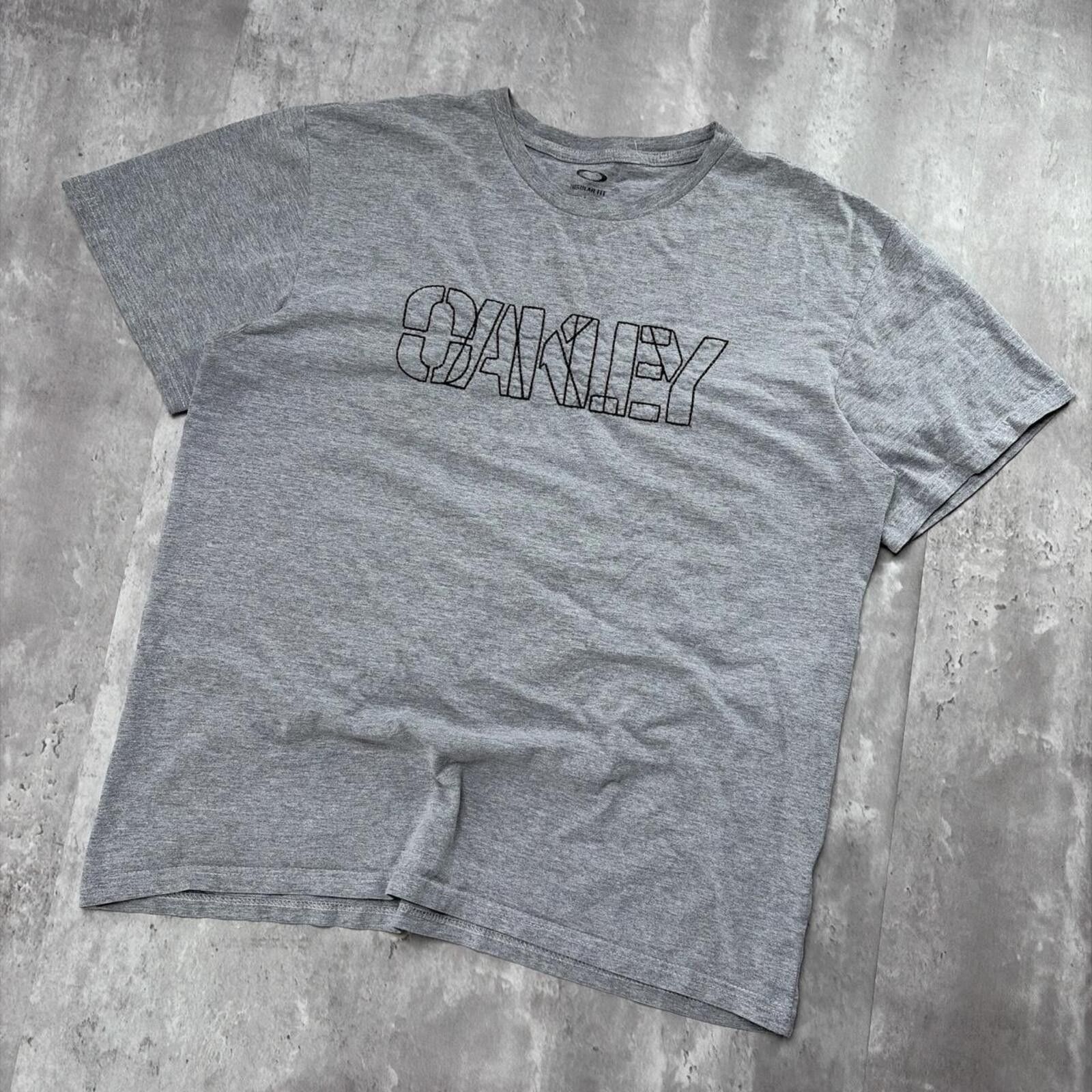 Oakley Y2K Grey Oakley Embroidered Logo Skater T-Shirt Size US L / EU 52-54 / 3 - 2 Thumbnail