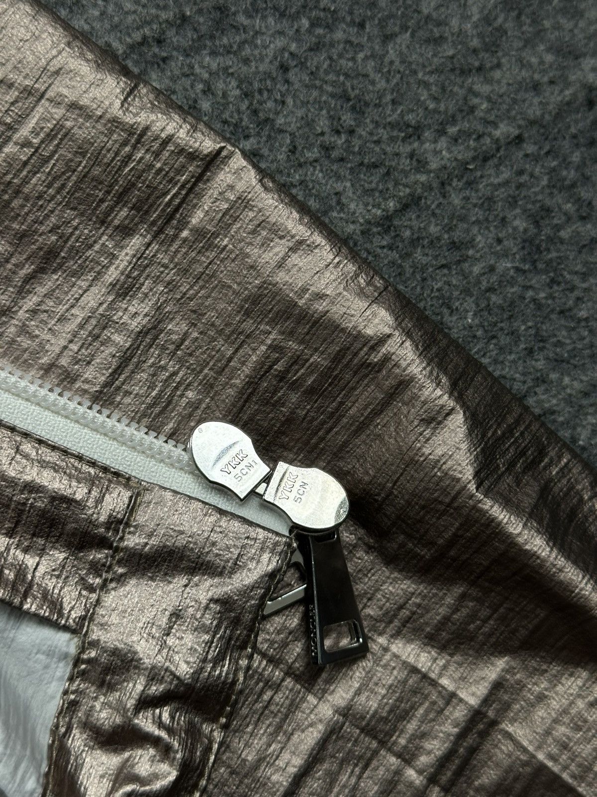 Moncler Moncler - Eschamali Giubbotto - Hooded Metallic Jacket Size M / US 6-8 / IT 42-44 - 14 Thumbnail