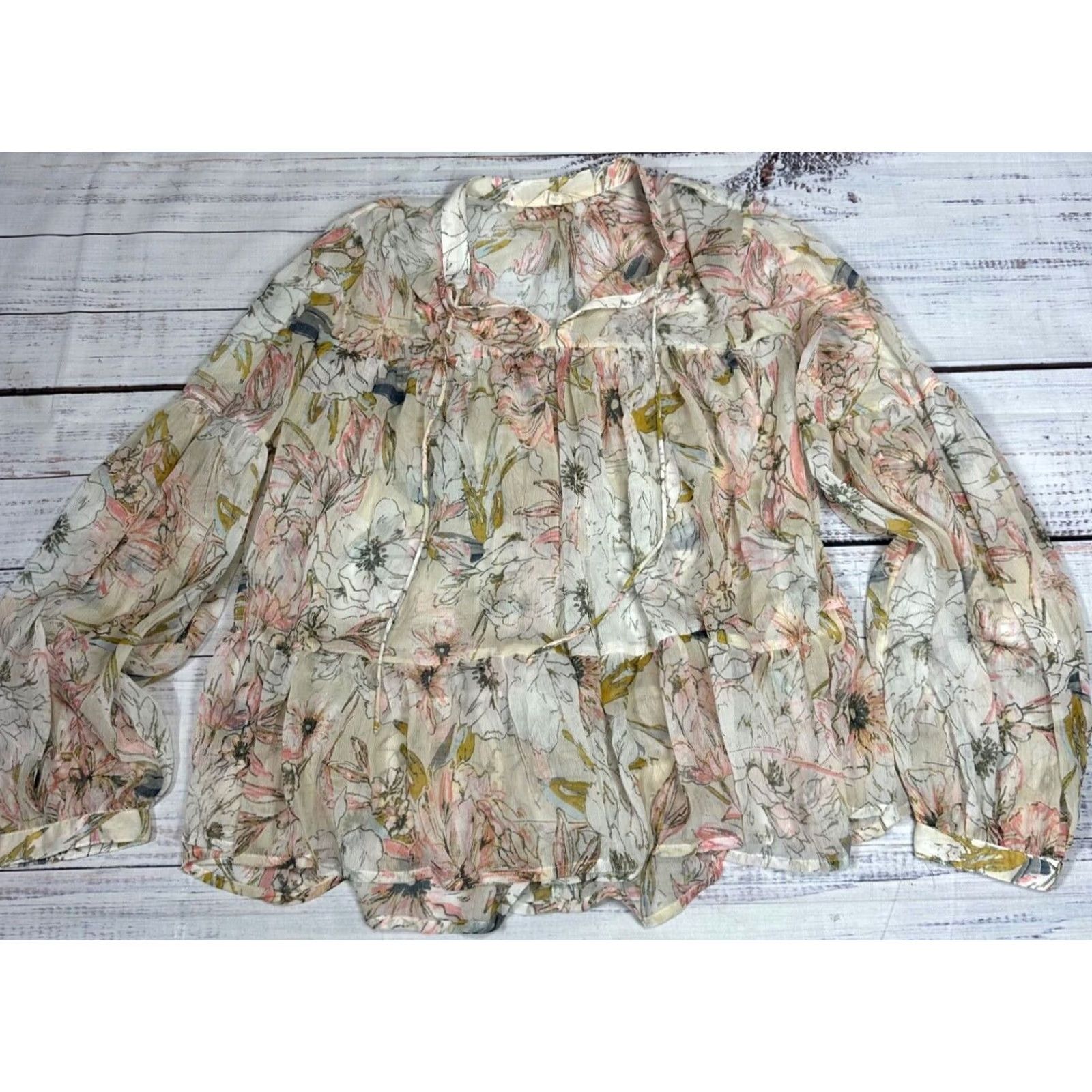 Lucky Brand Lucky Brand Blouse Long Sleeve Floral Beige Pink Sz M Womens Size M / US 6-8 / IT 42-44 - 2 Thumbnail