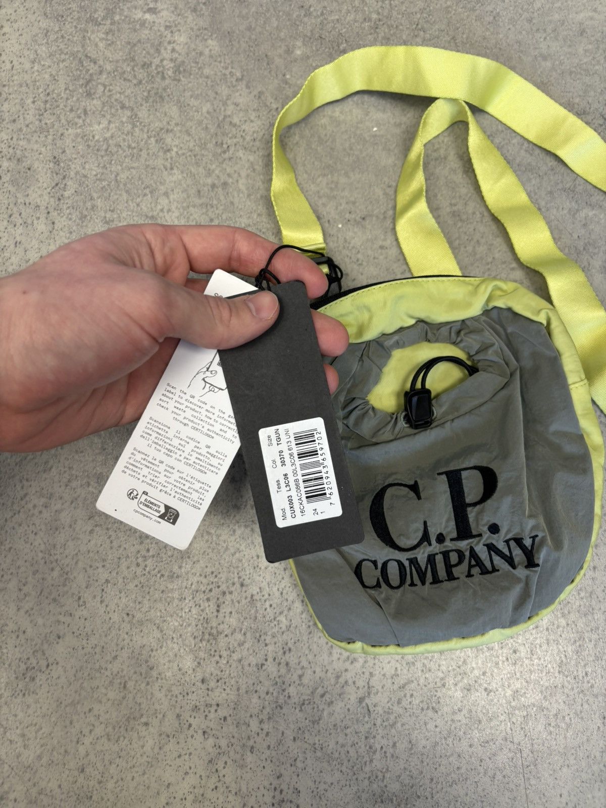 C.P. Company CP Company grey/lime messenger Size ONE SIZE - 4 Thumbnail
