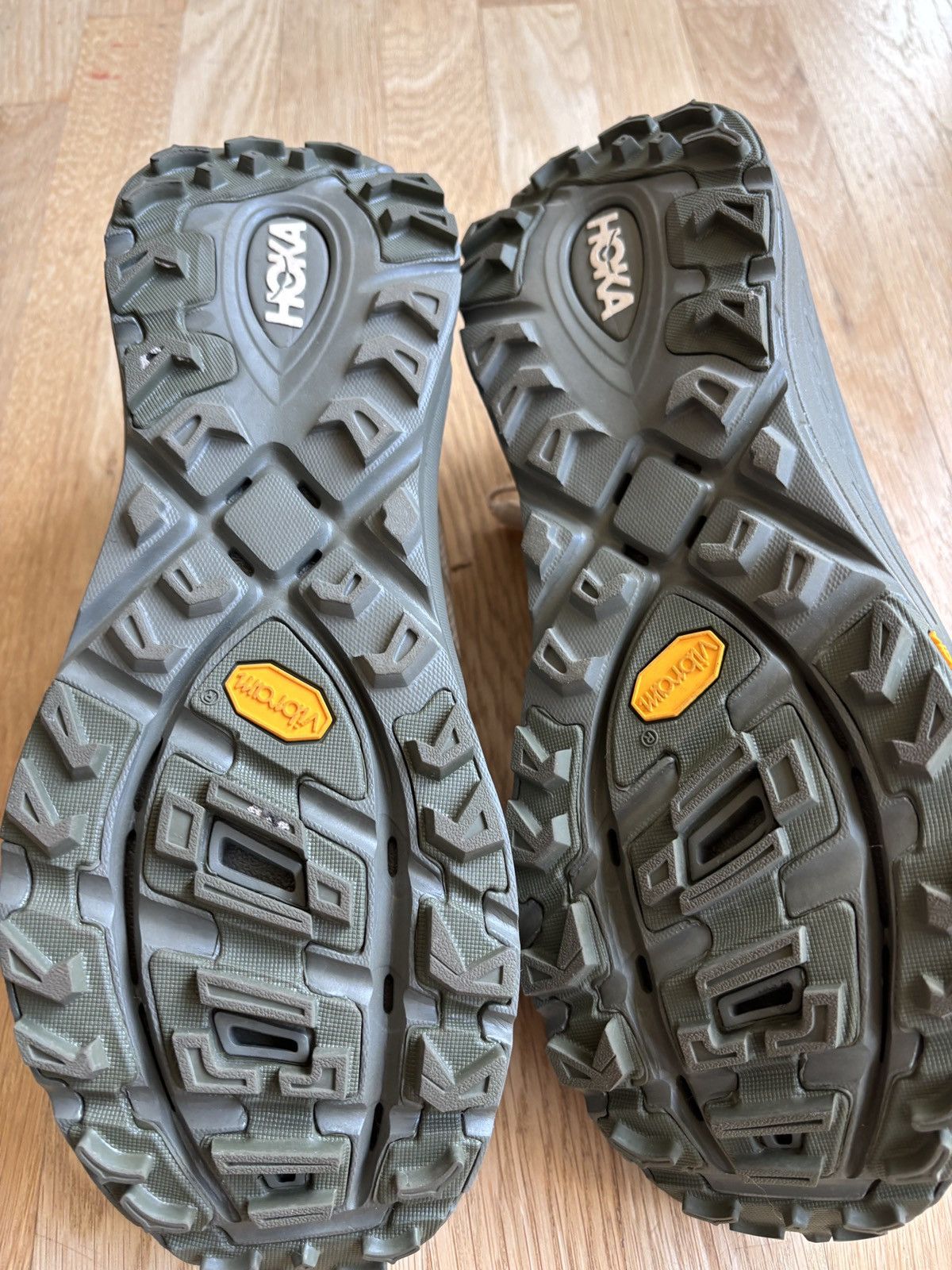 Hoka Hoka Men's Mafate Three2 Hiking Sneaker in Oat Size US 10.5 / EU 43-44 - 8 Thumbnail