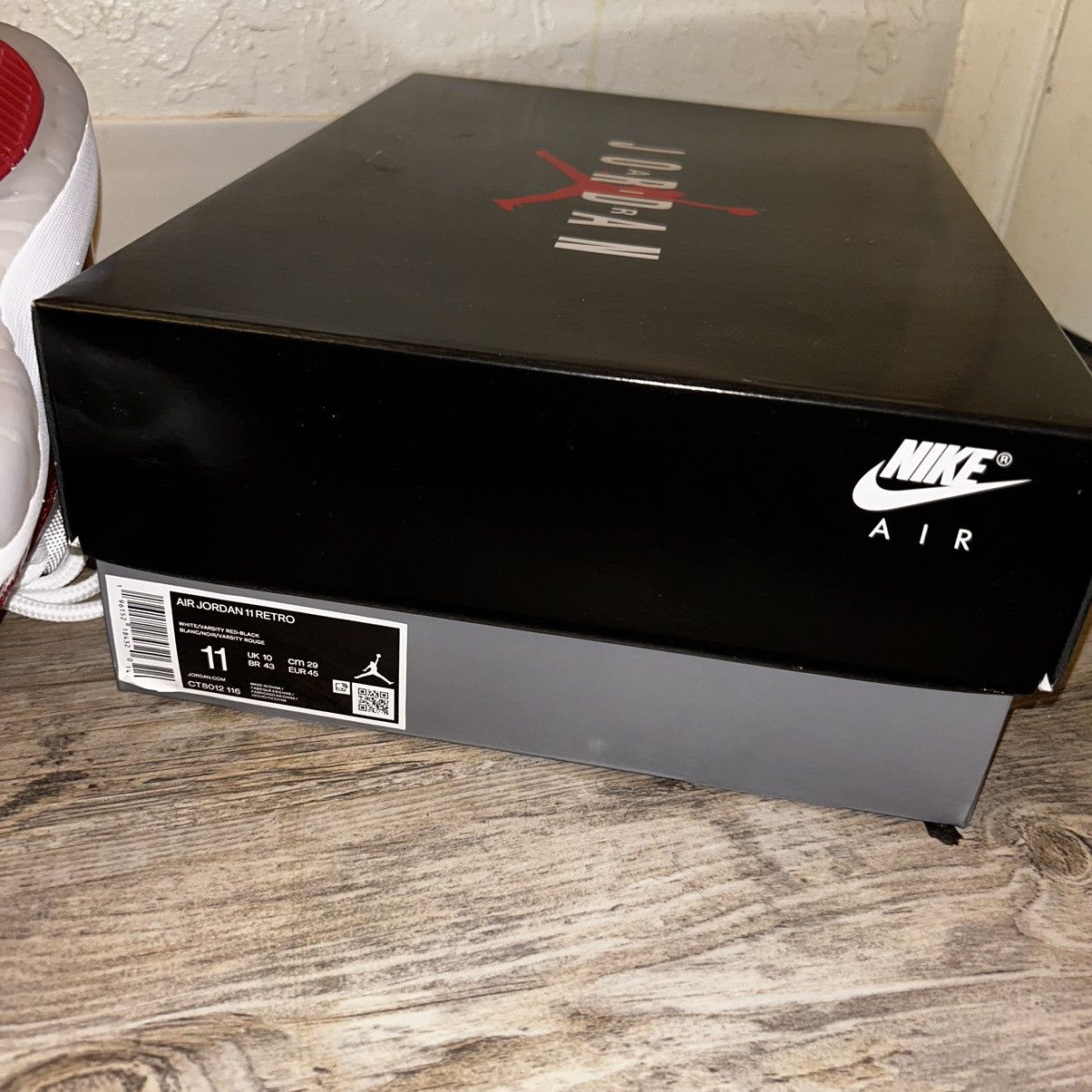 Jordan Brand × Nike Air Jordan 11 Retro ‘Cherry’ Size US 11 / EU 44 - 7 Thumbnail